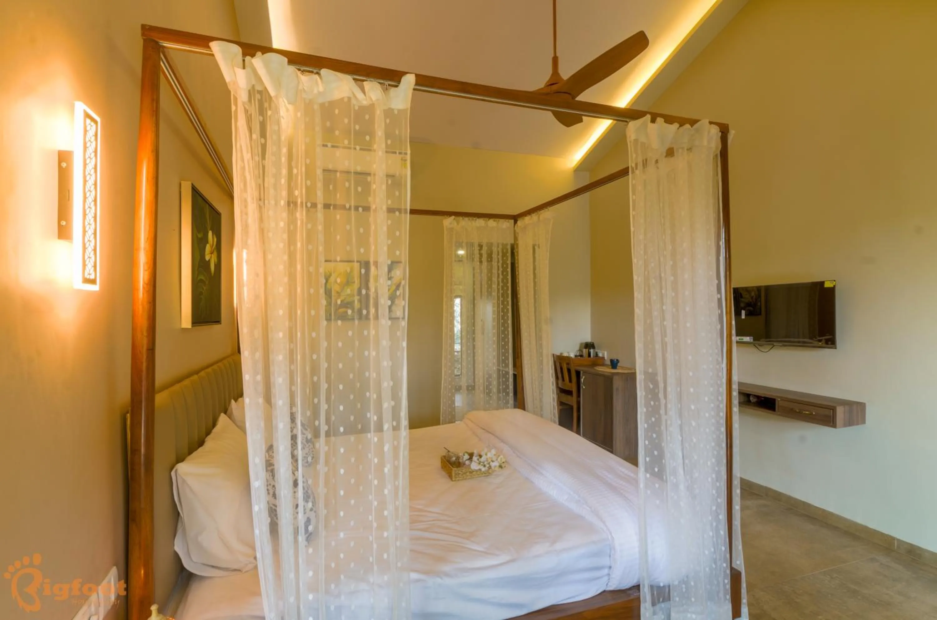 Bed in Jomo Resort