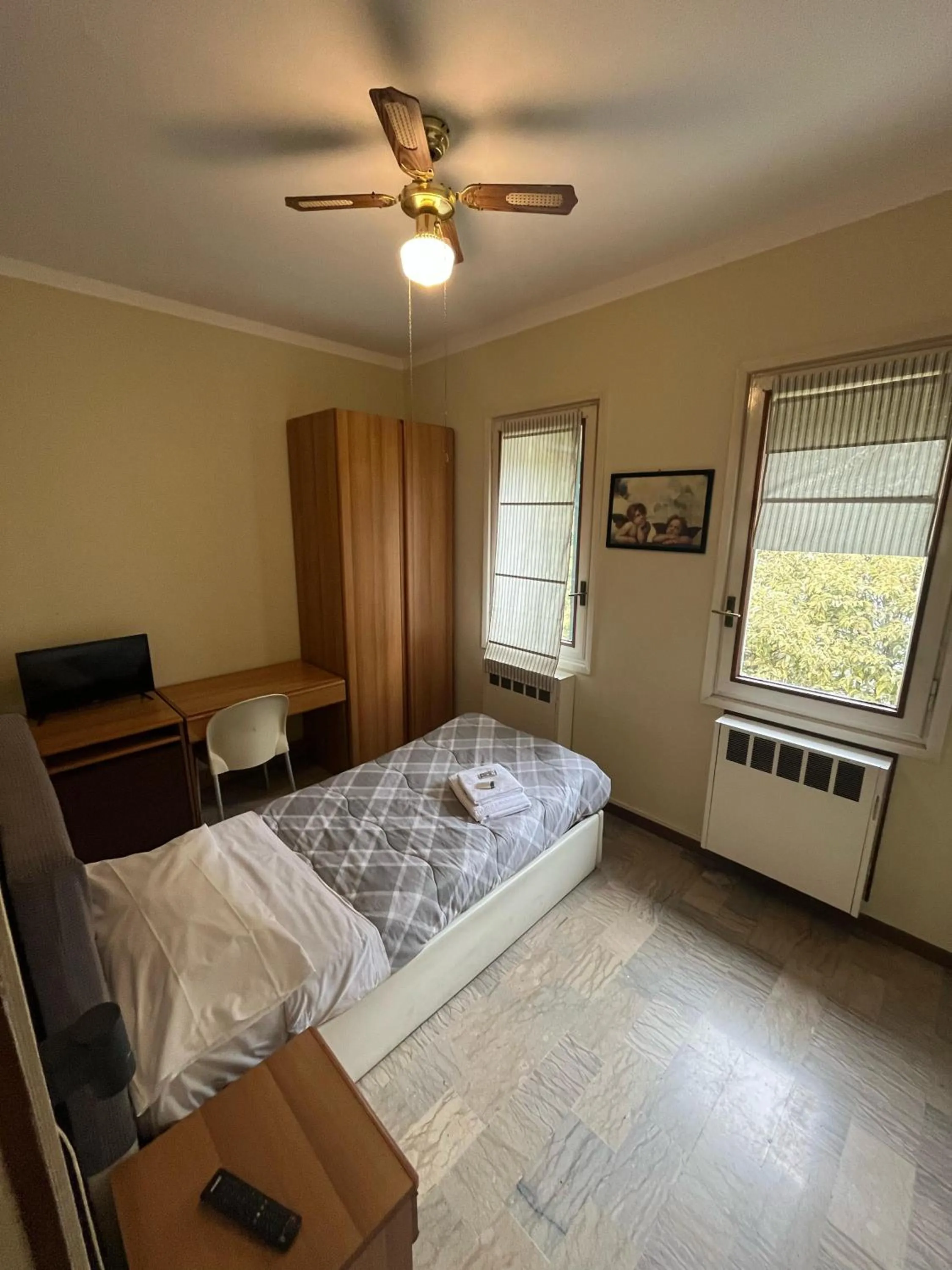 Bed in sleep well motel total