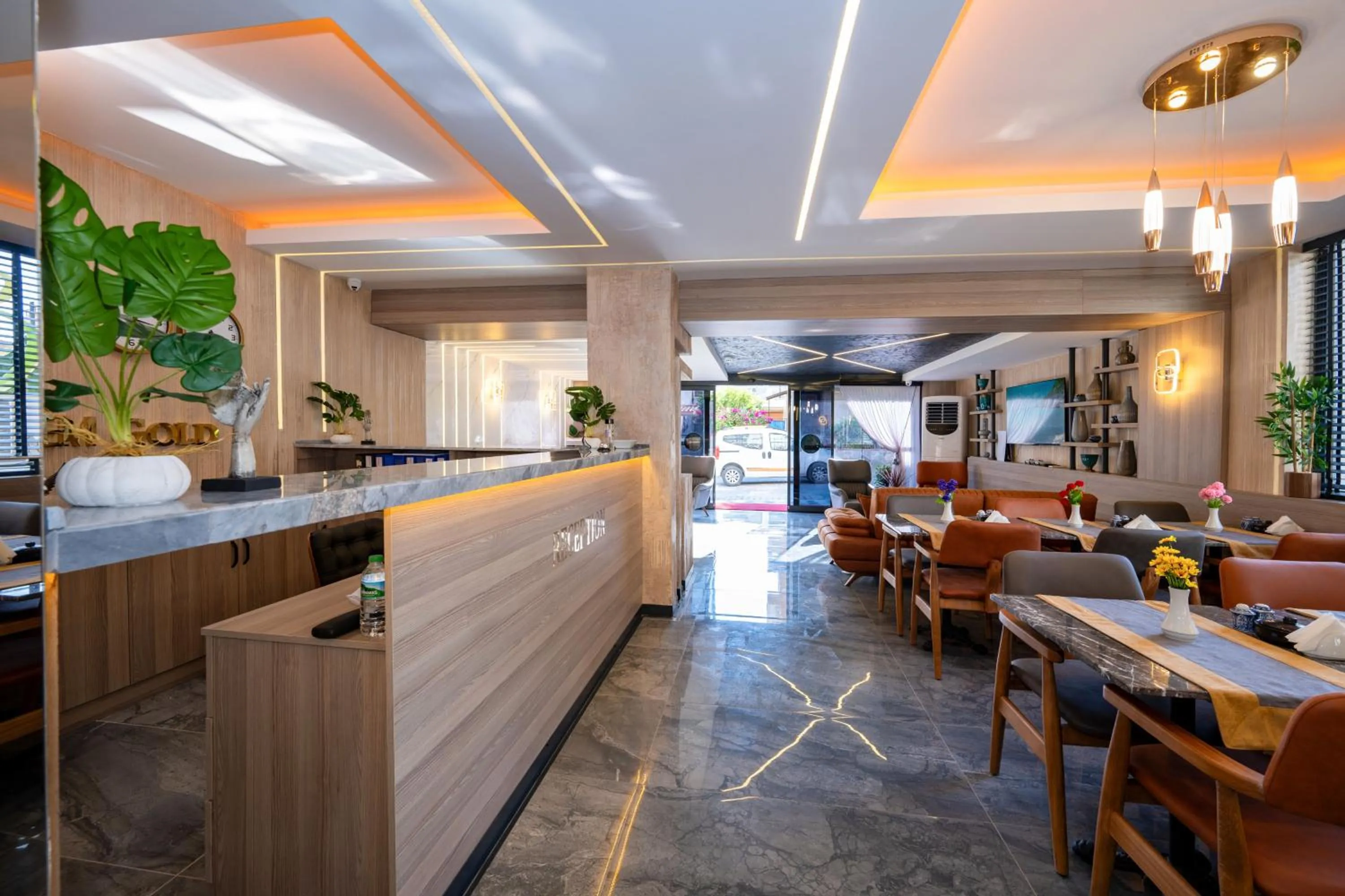 Restaurant/places to eat in Otel Carpediem Gold Kuşadası