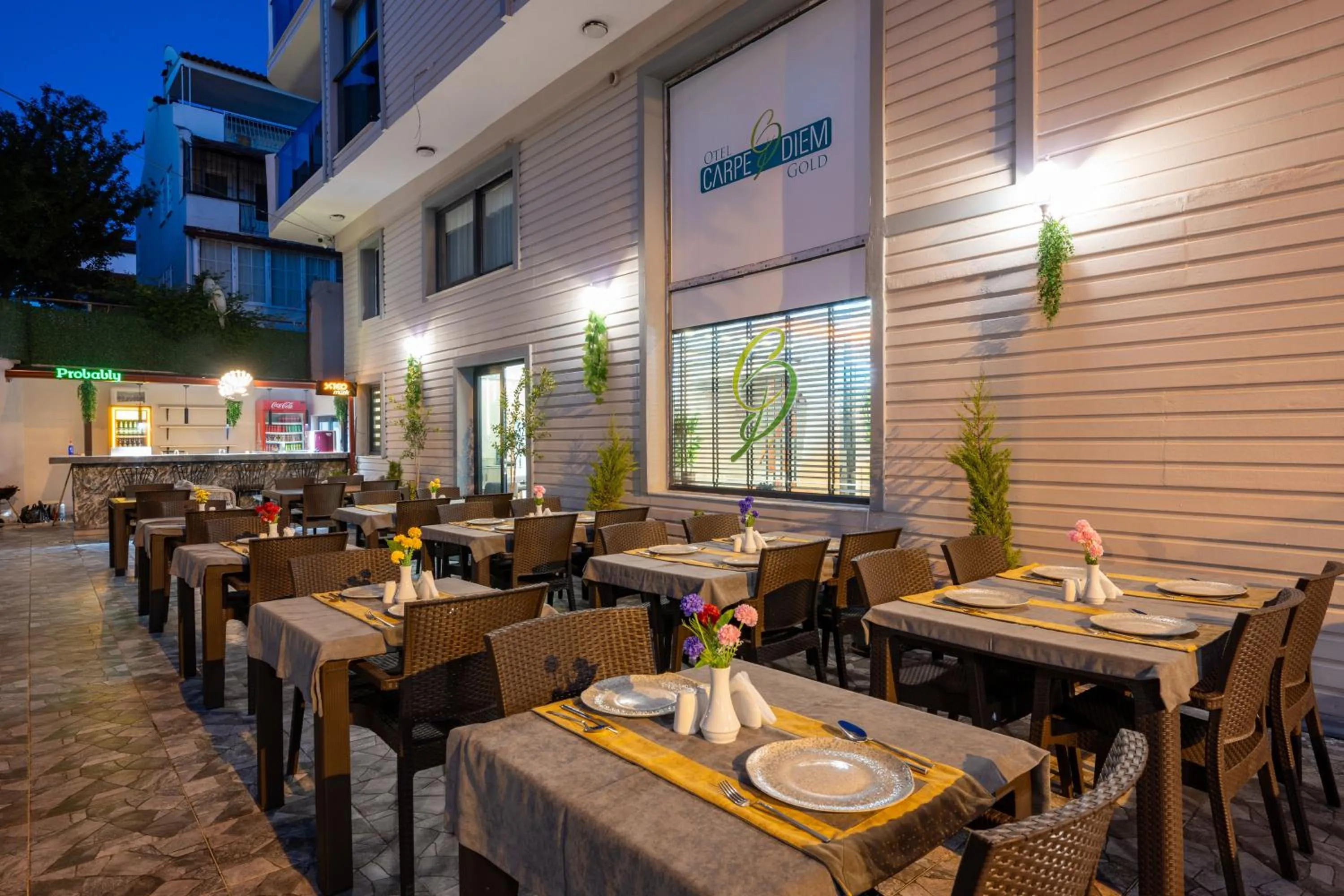 Restaurant/places to eat in Otel Carpediem Gold Kuşadası