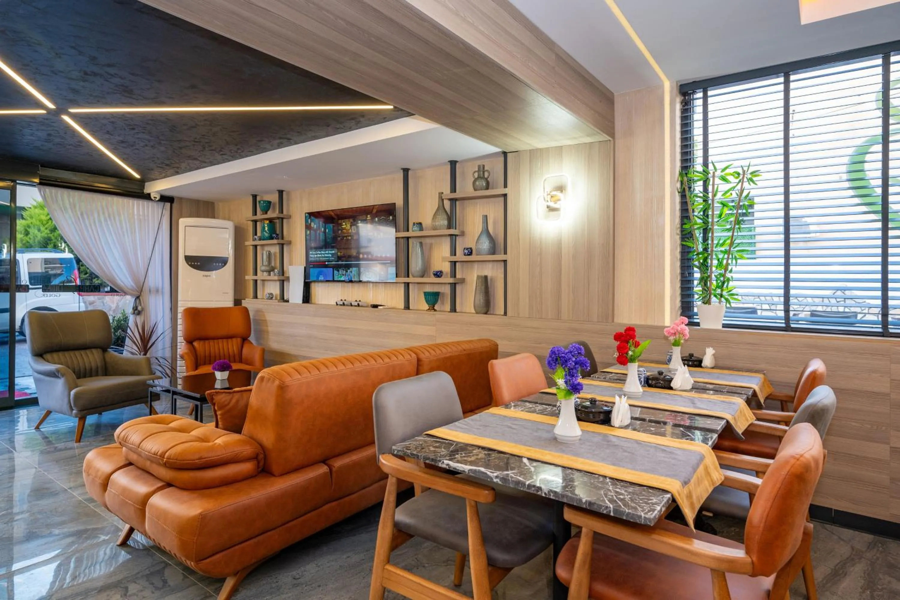 TV and multimedia in Otel Carpediem Gold Kuşadası