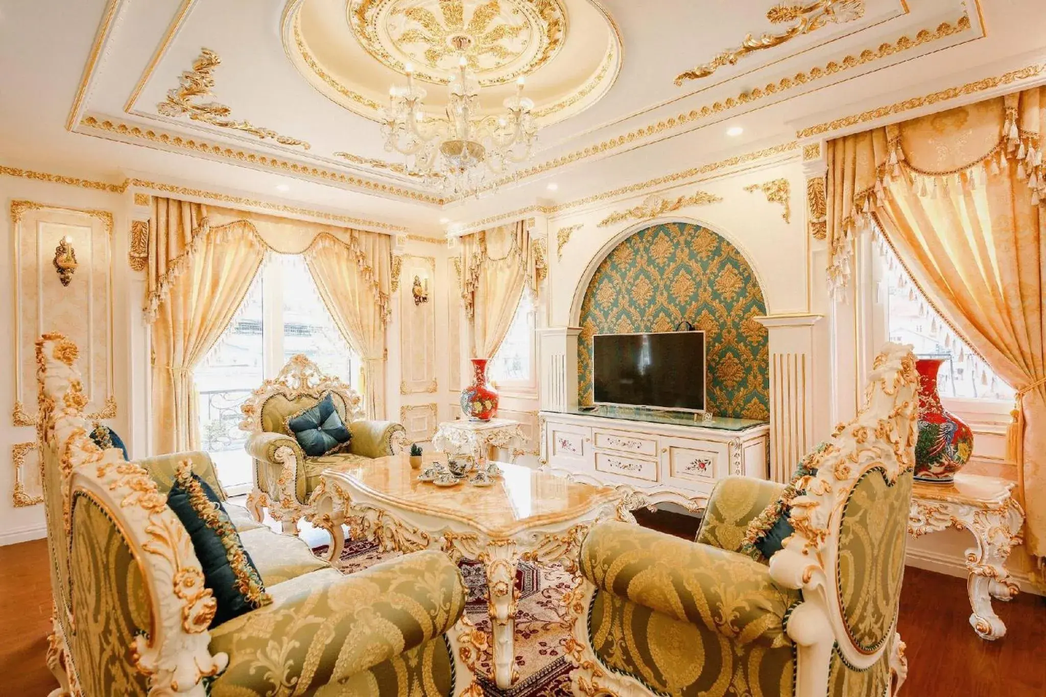 Executive Suite in Da Tuong Luxury Villa Hotel Executive Suite in Da Tuong Luxury Villa Hotel