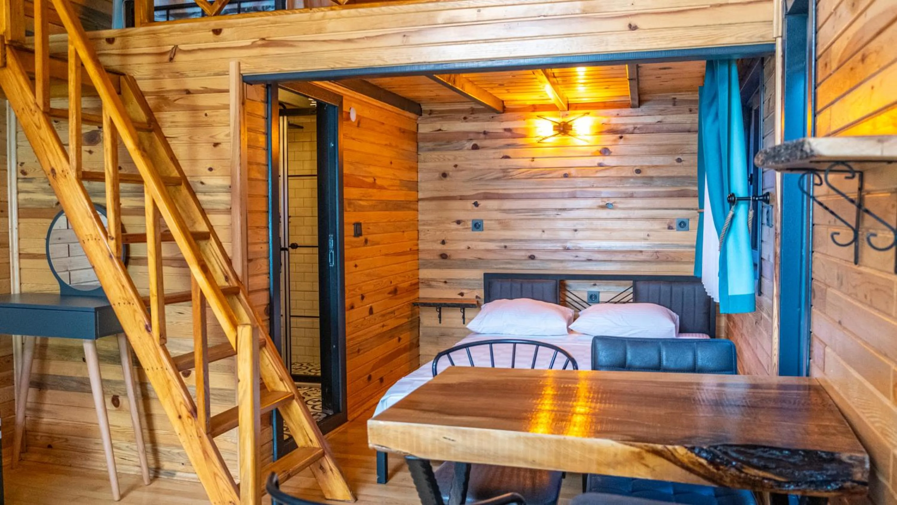 Bed in Tringo Bungalov