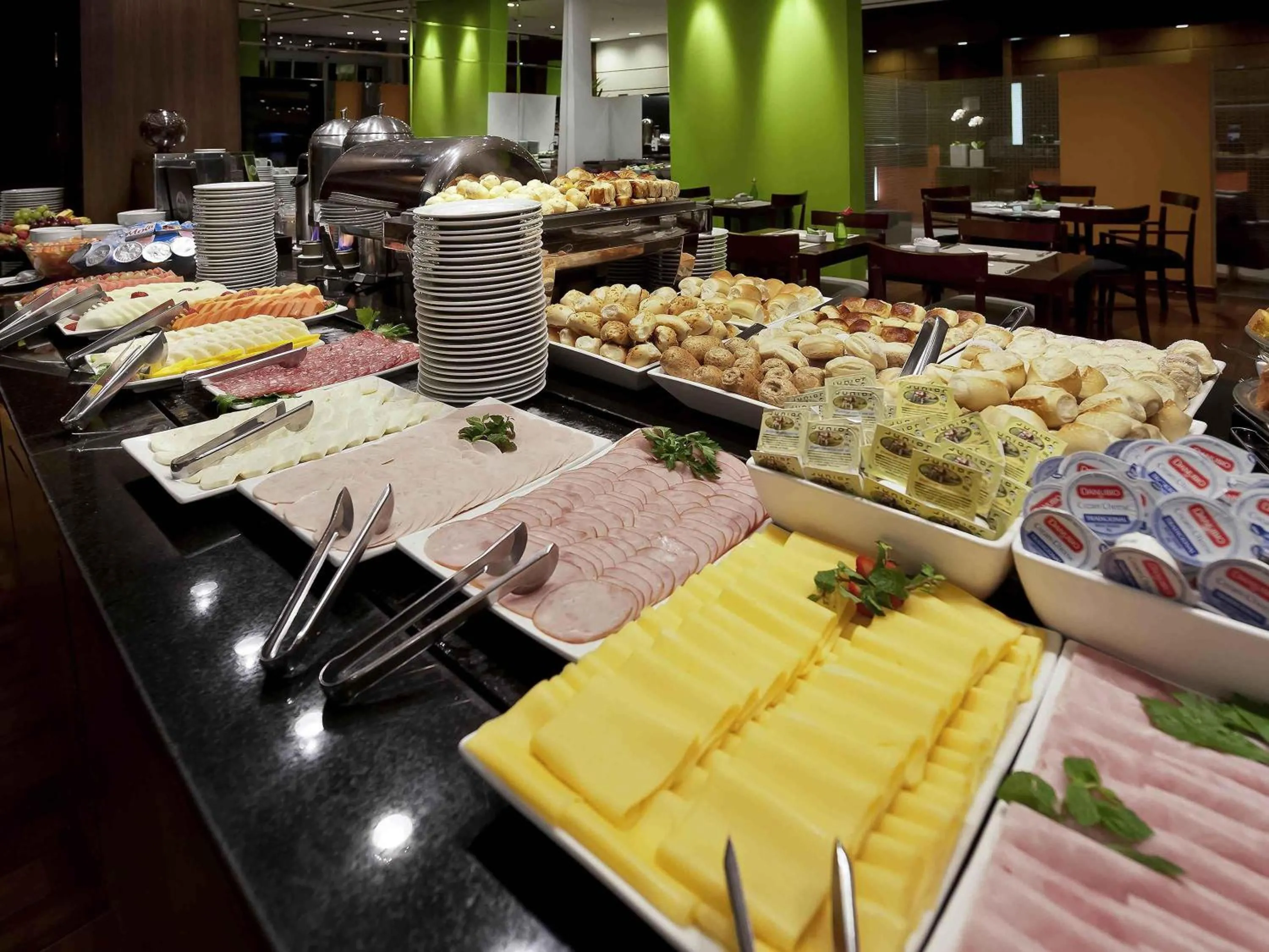 Restaurant/places to eat in Mercure Sao Paulo Paulista