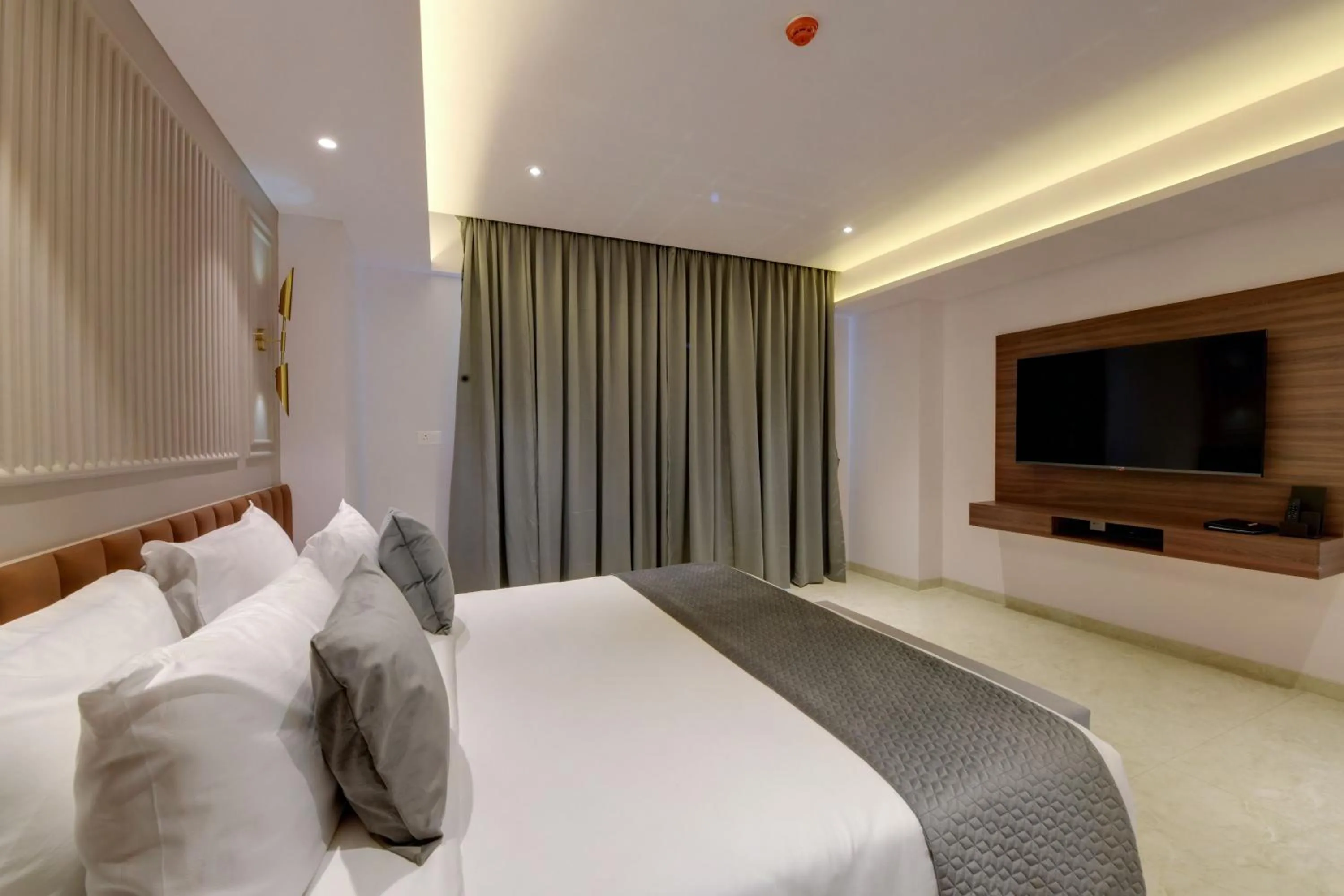 Bed in The Fern Residency, Bhiwandi-Pimplas