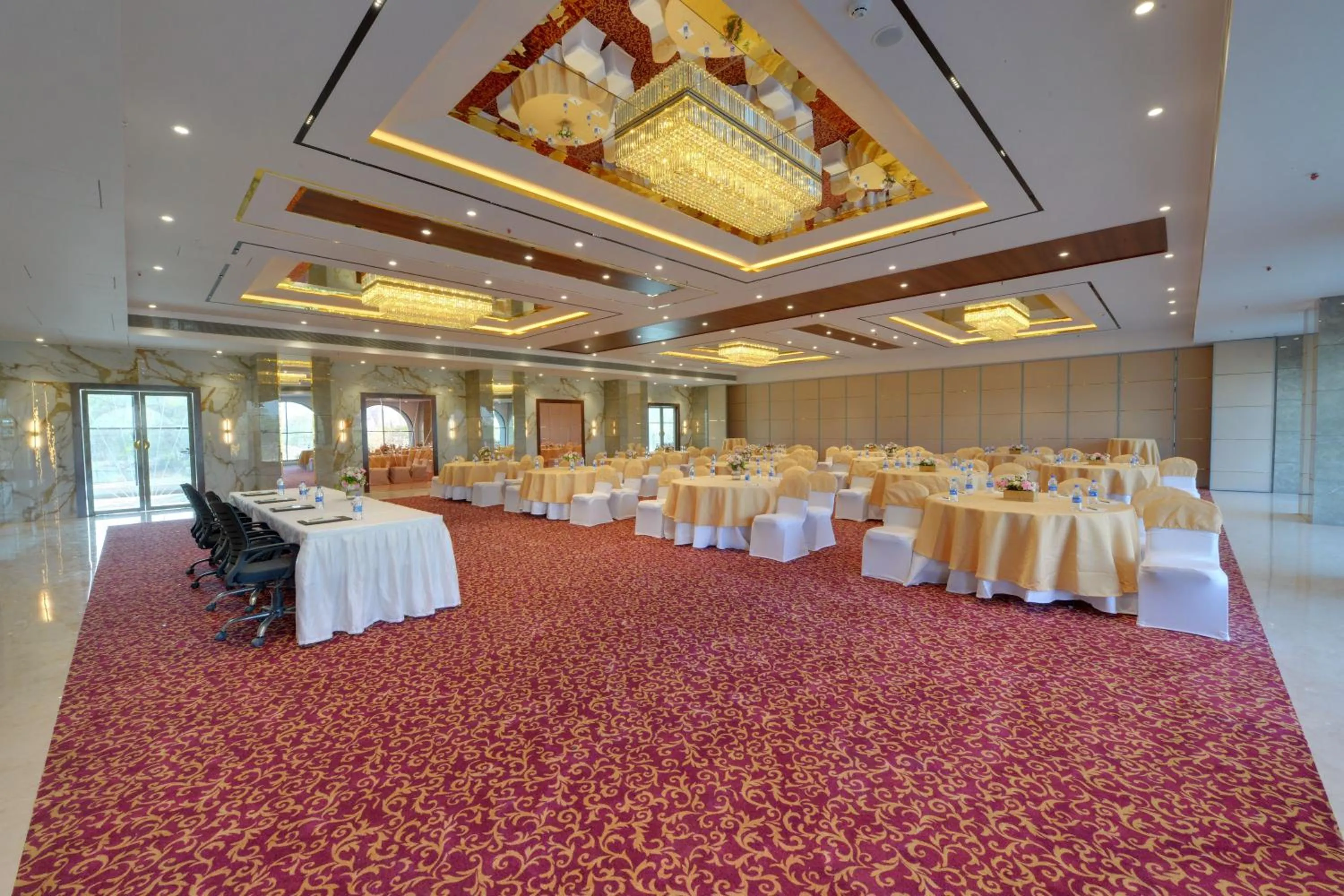 Banquet/Function facilities in The Fern Residency, Bhiwandi-Pimplas
