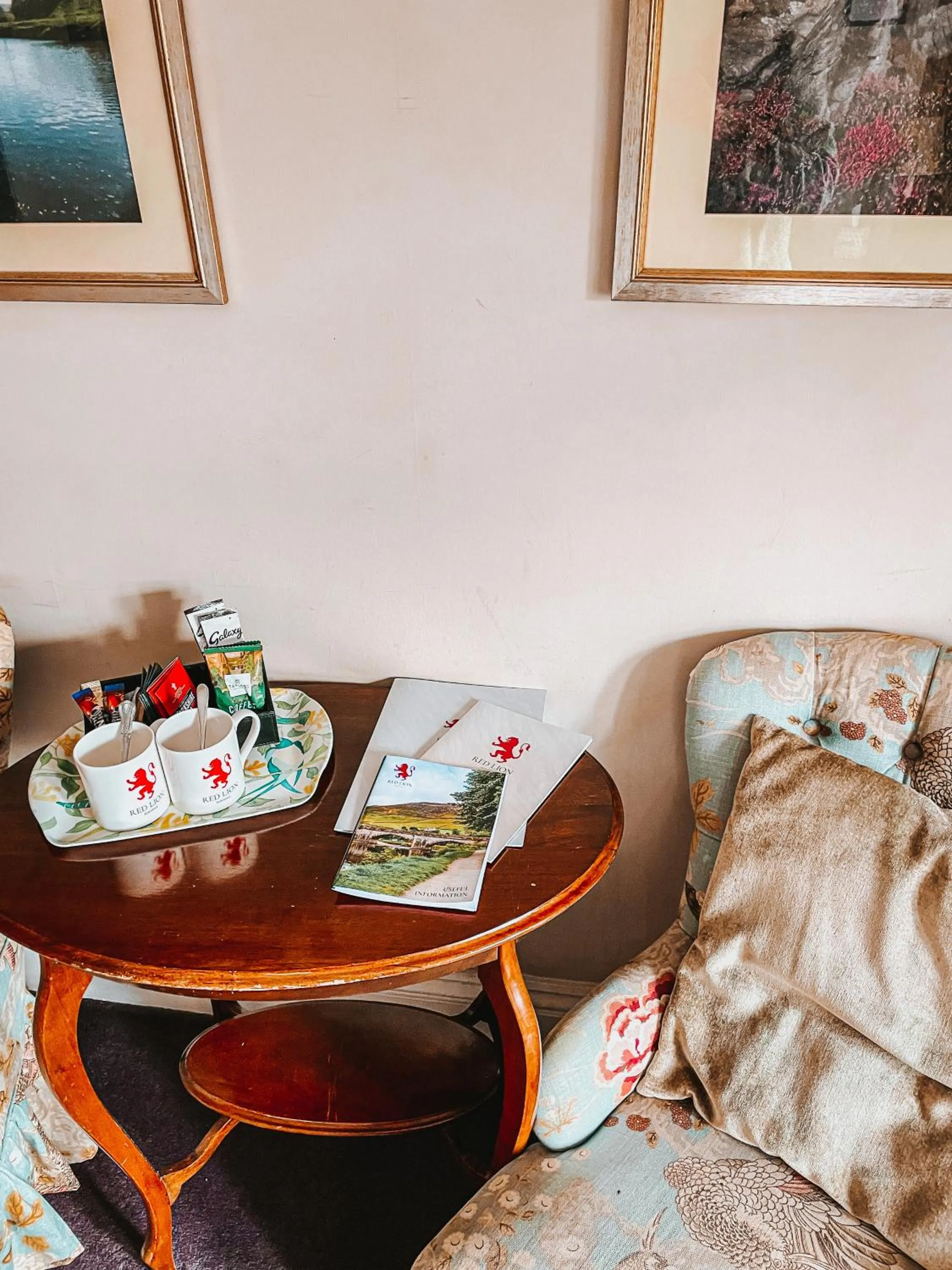 The Red Lion & Manor House