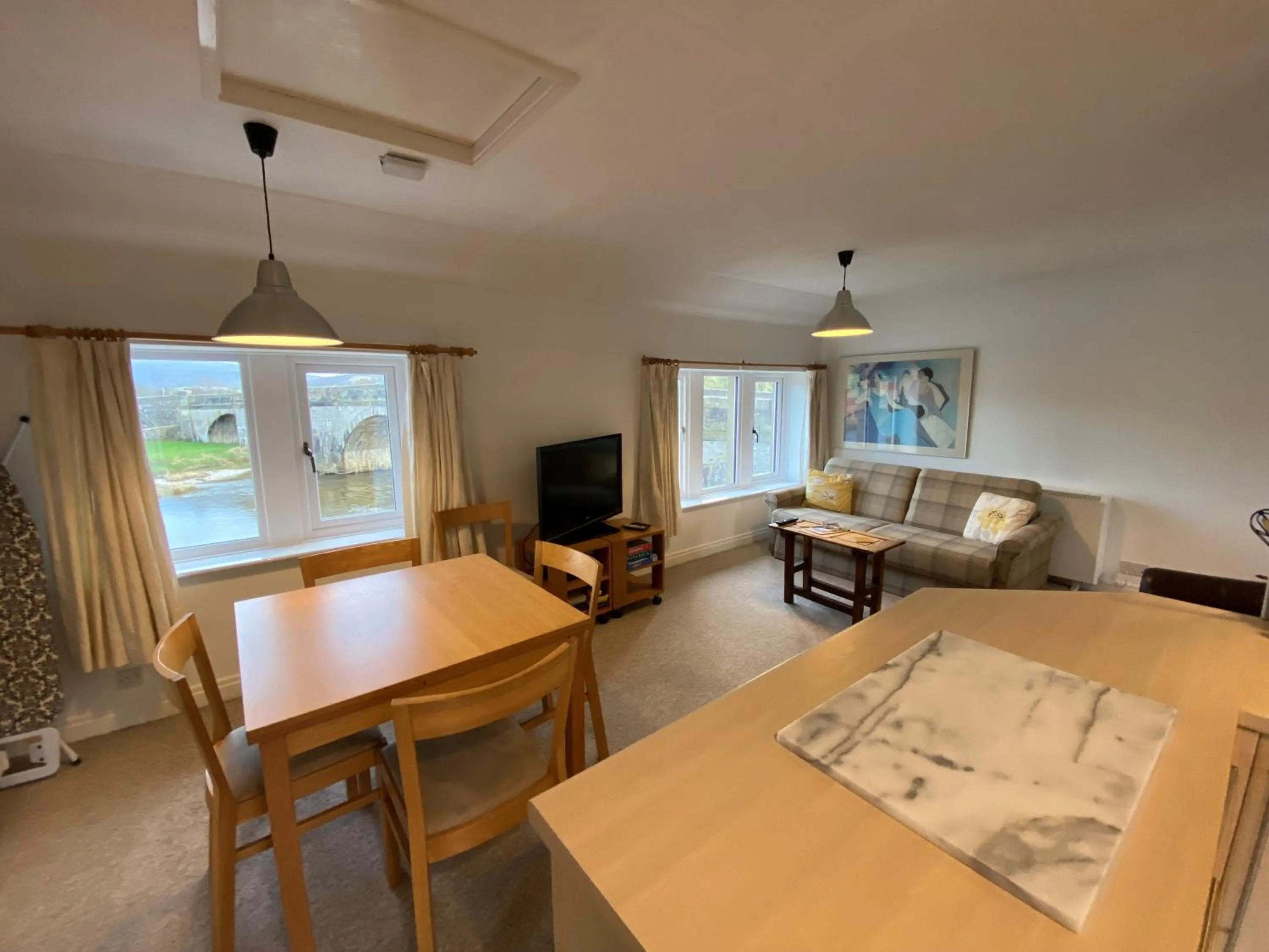 The Red Lion & Manor House