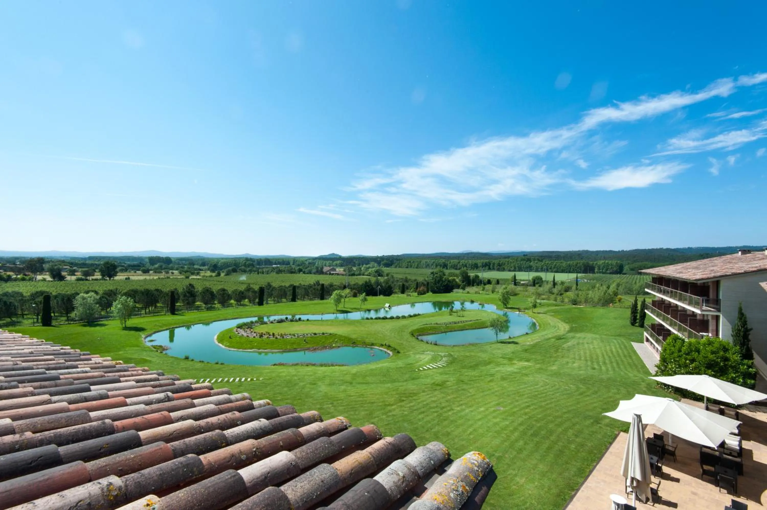 Garden view in Hotel Mas Solà