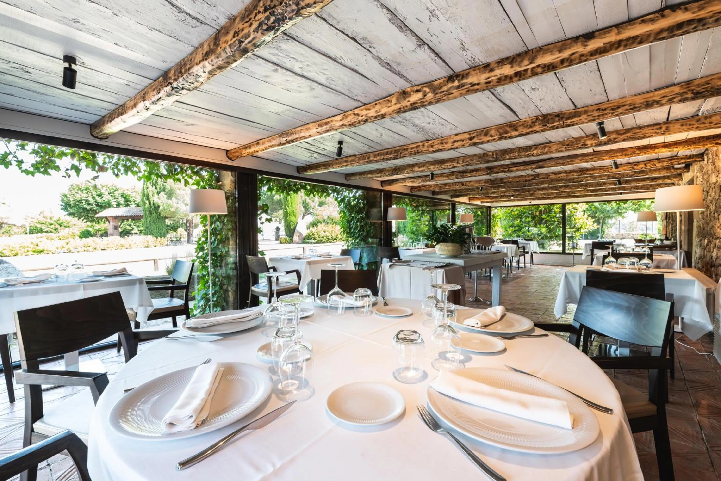 Restaurant/places to eat in Hotel Mas Solà