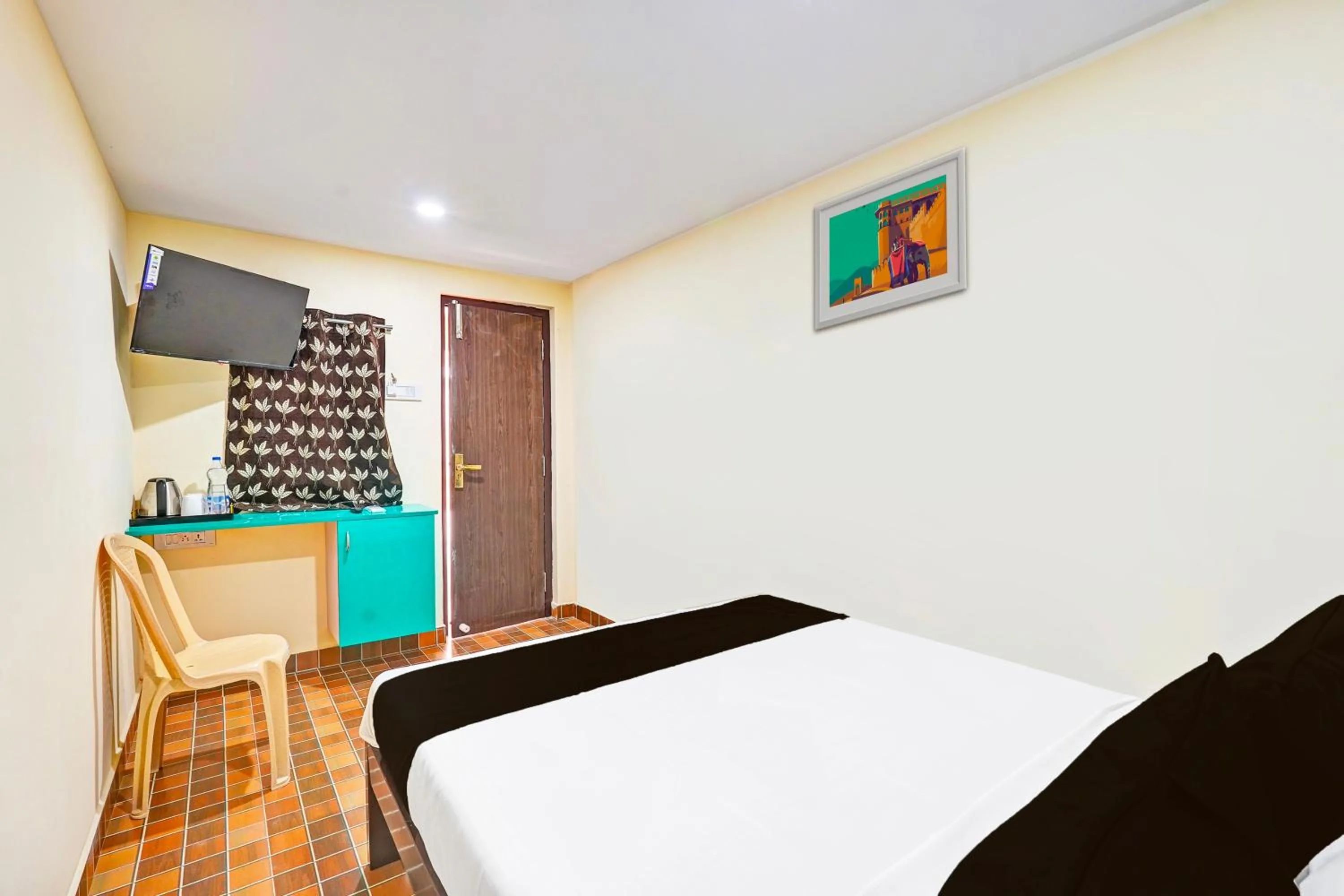 Bedroom, Bed in HOTEL O RR PALACE