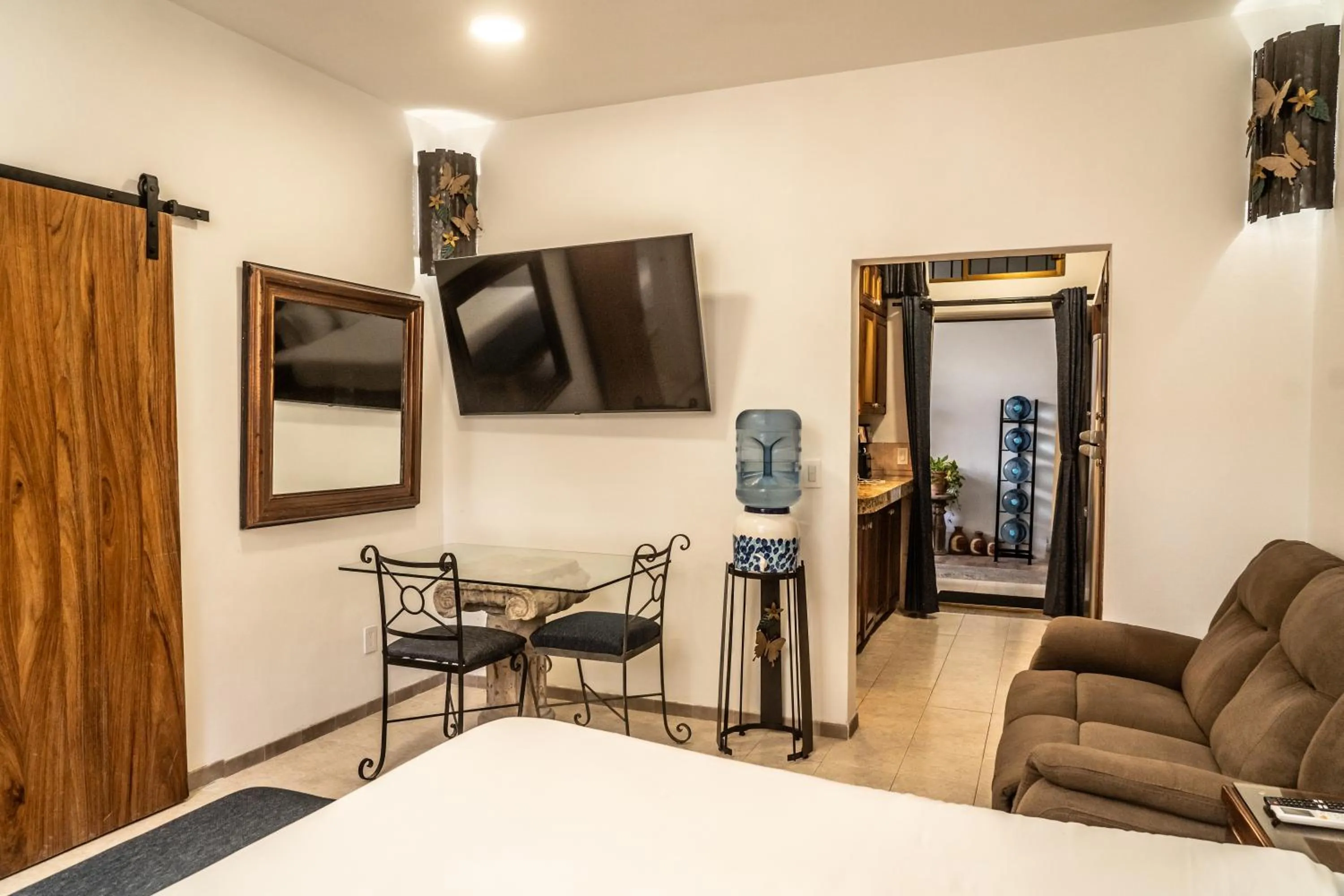 Bed in 5 Frogs Hotel Bucerias