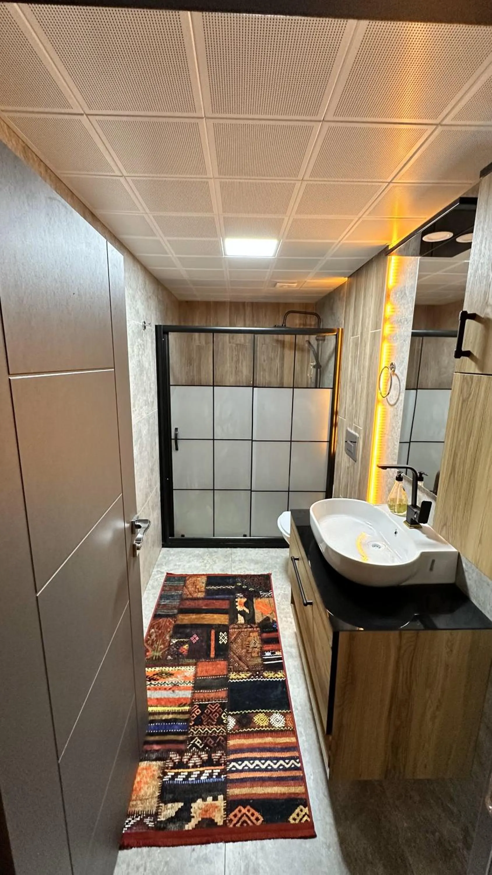 Shower in paradise valley bungalow