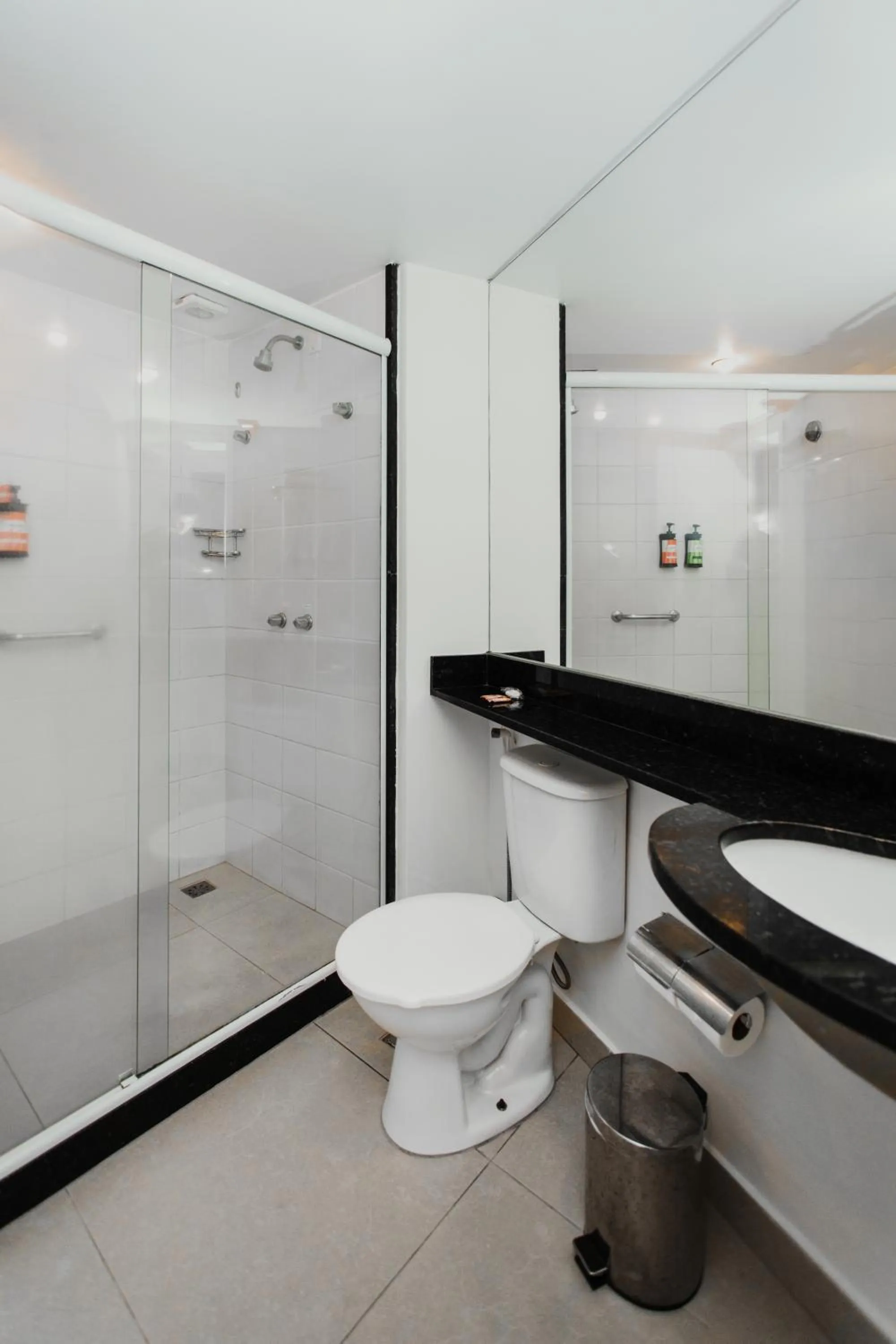 Shower in Hotel Nacional Inn Angra dos Reis