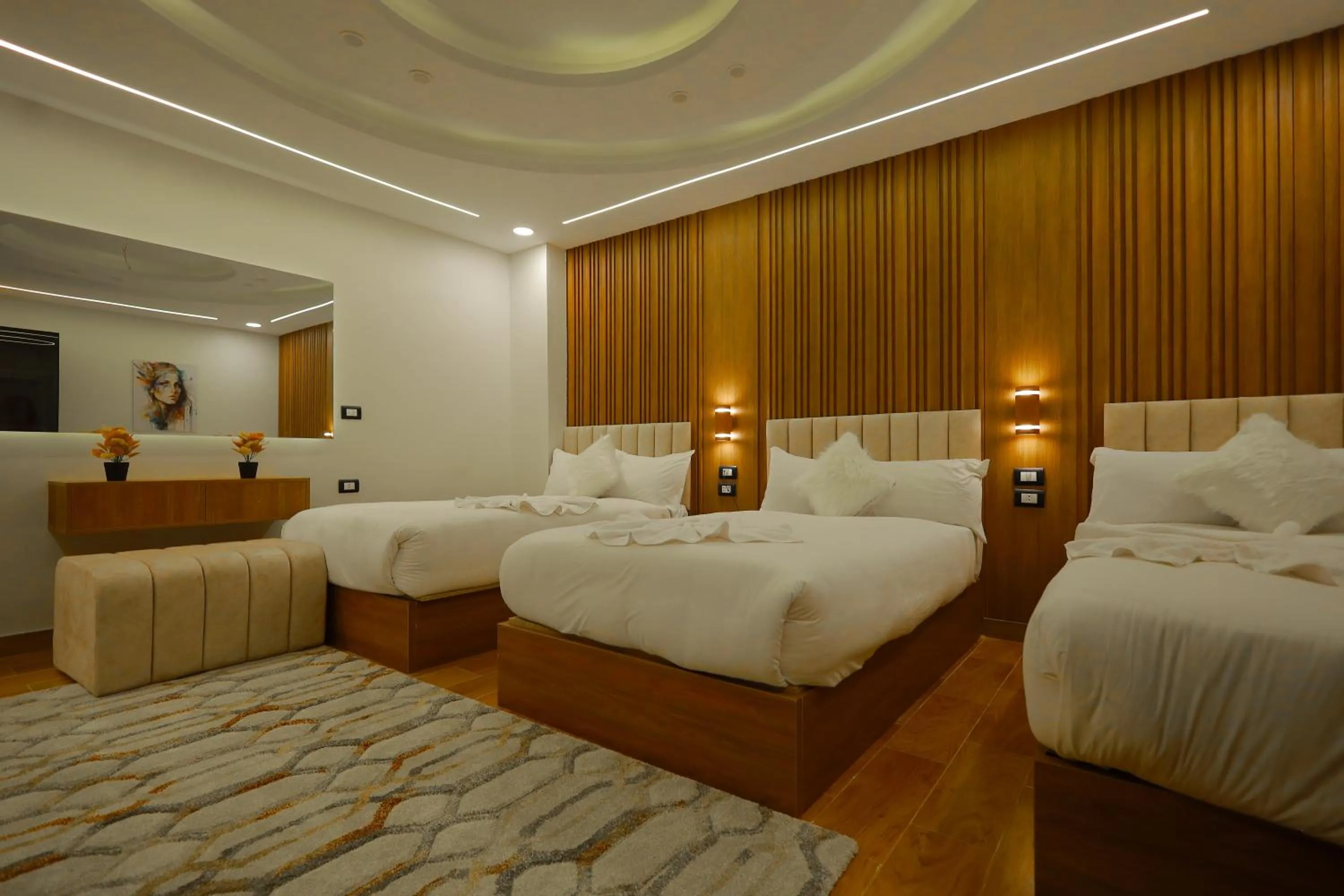 Photo of the whole room, Bed in The Muse Pyramids INN