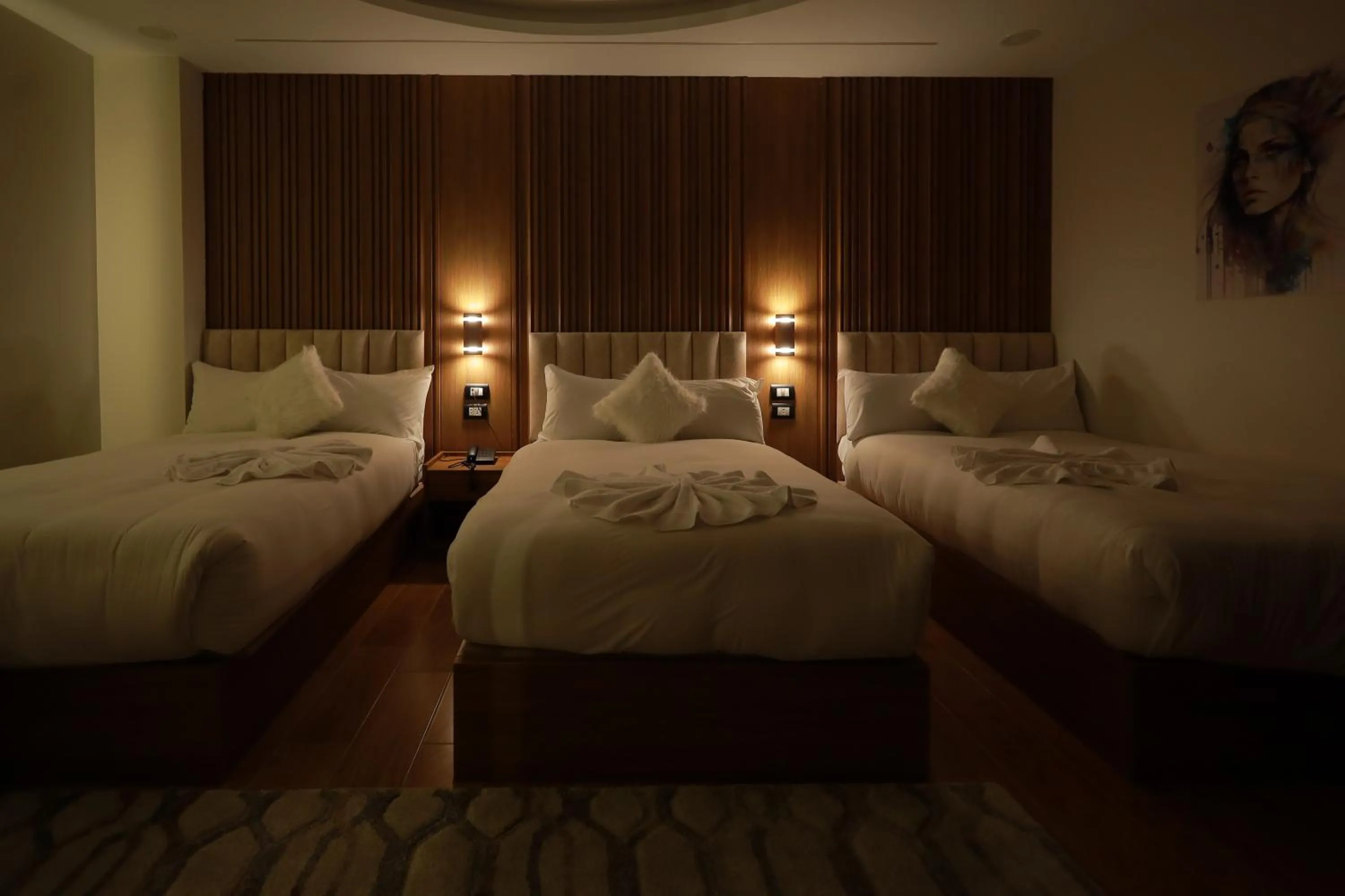 Photo of the whole room, Bed in The Muse Pyramids INN