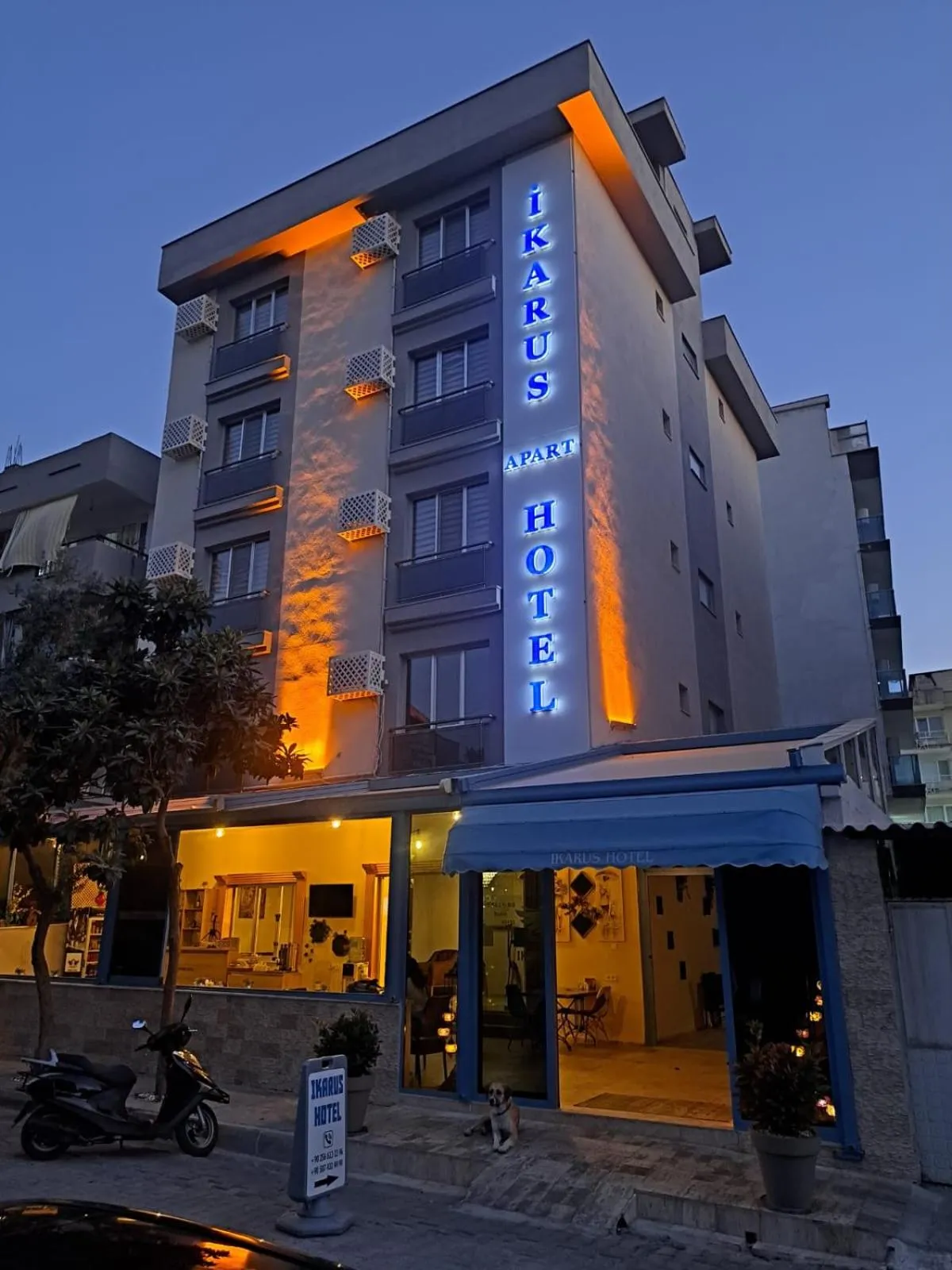 Property building in İkarus Hotel