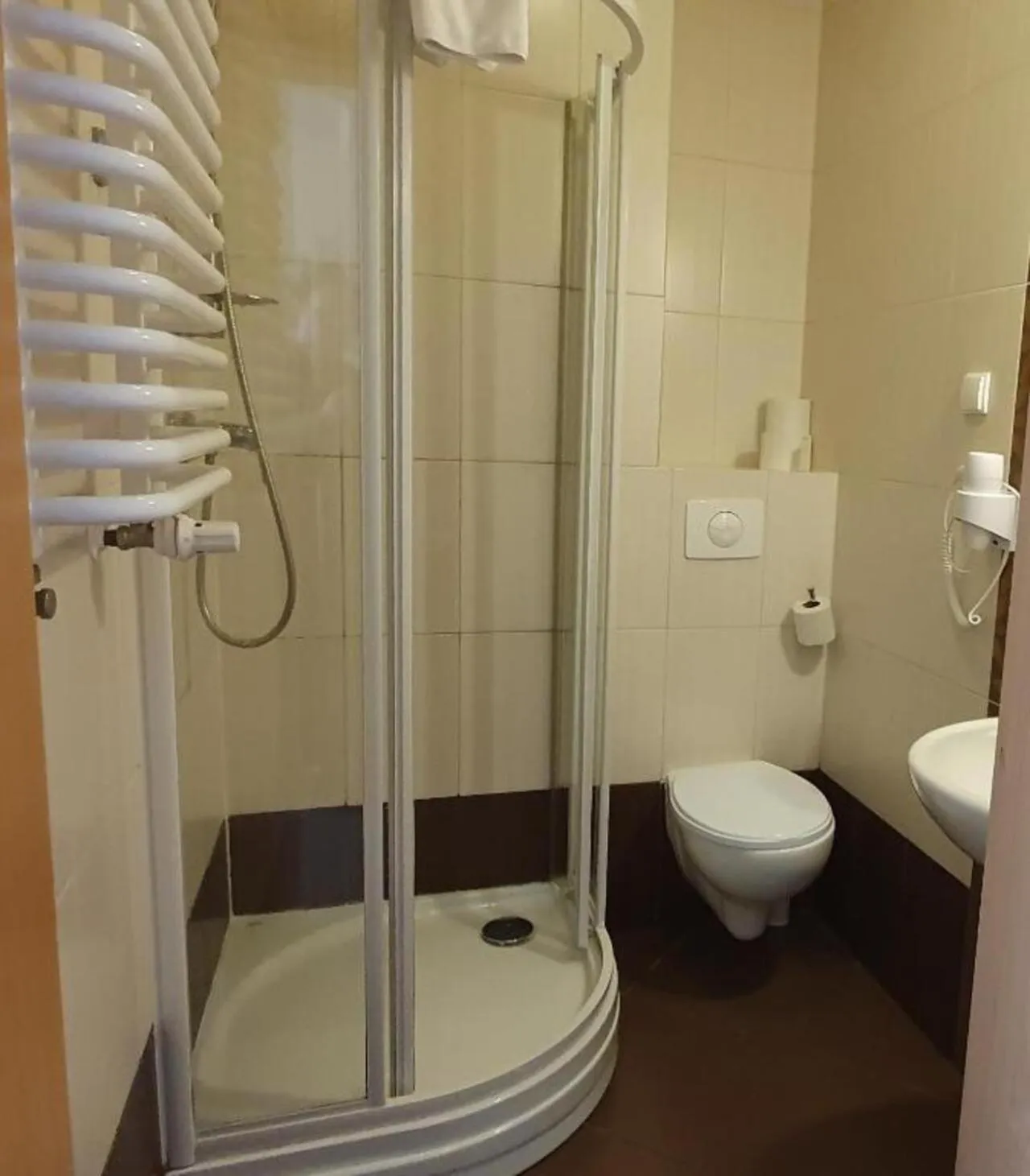 Shower in Villa Merry