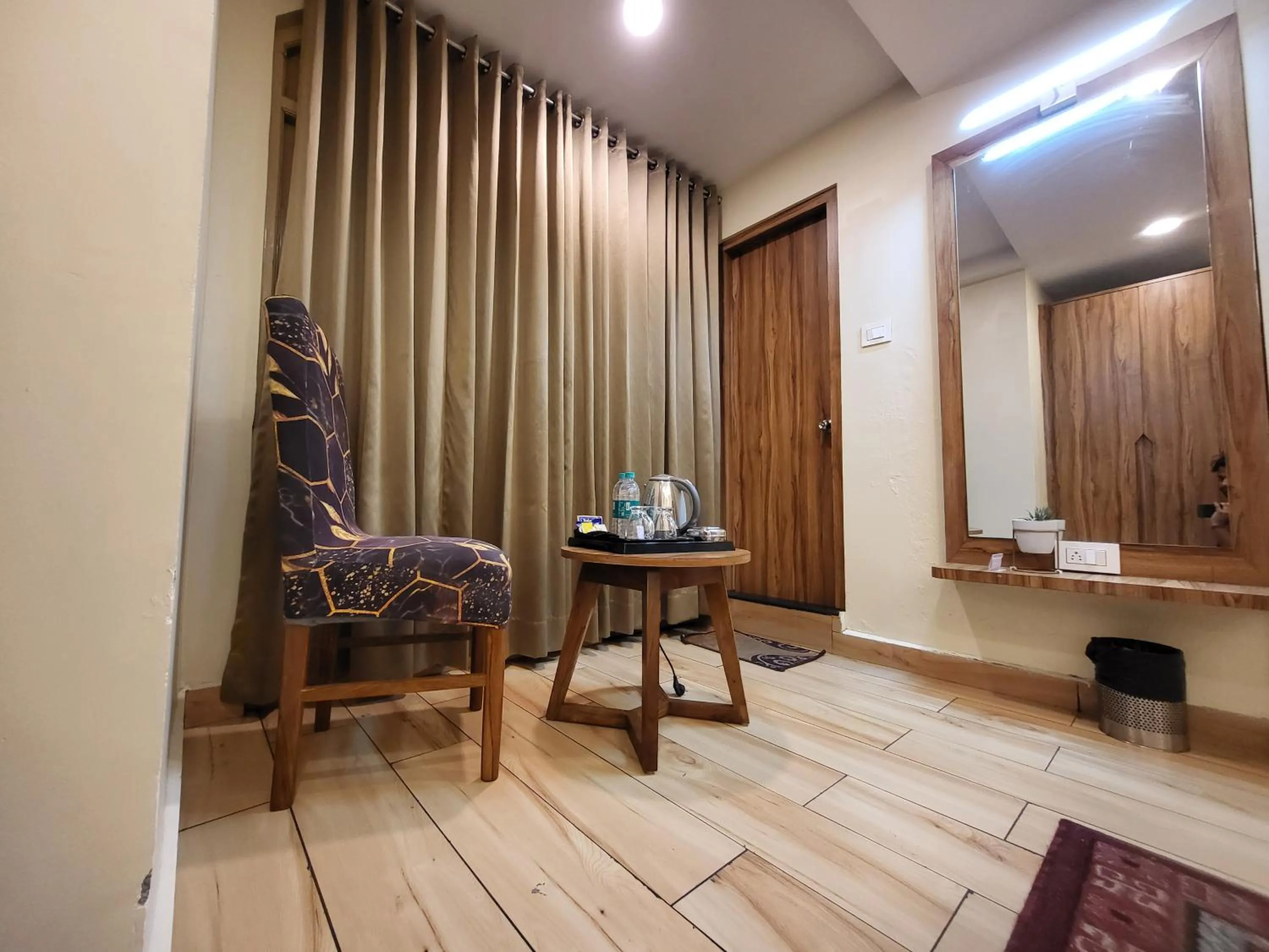 Coffee/tea facilities in The Revett