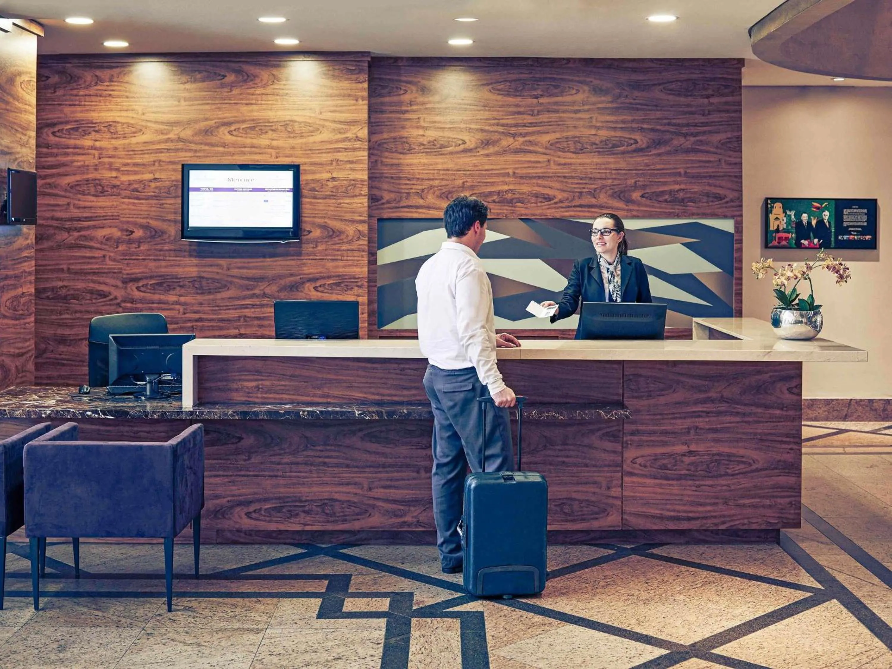 Business facilities in Mercure Curitiba Golden