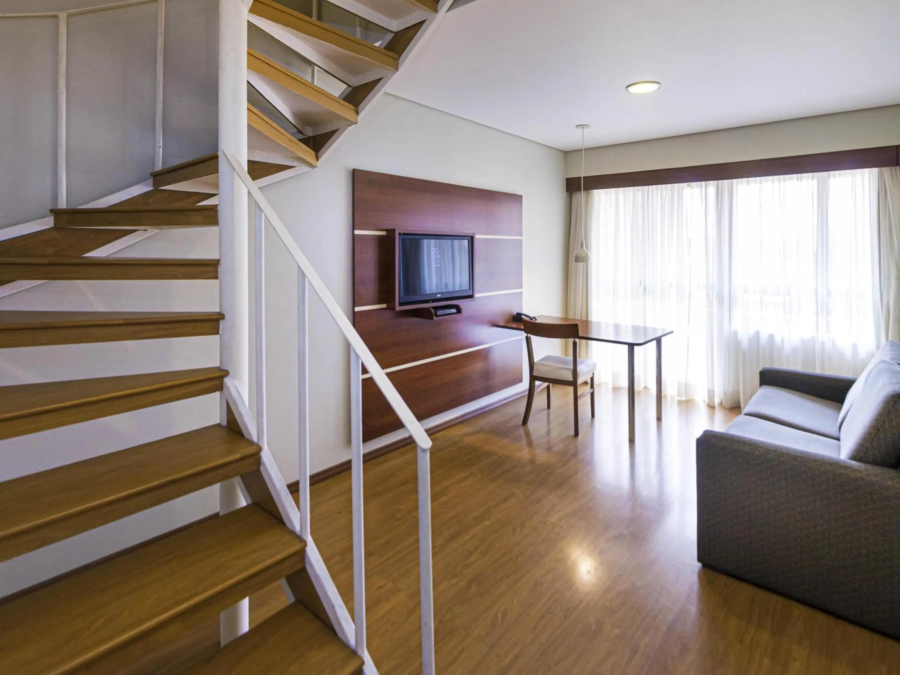 Bedroom in Mercure Curitiba Golden