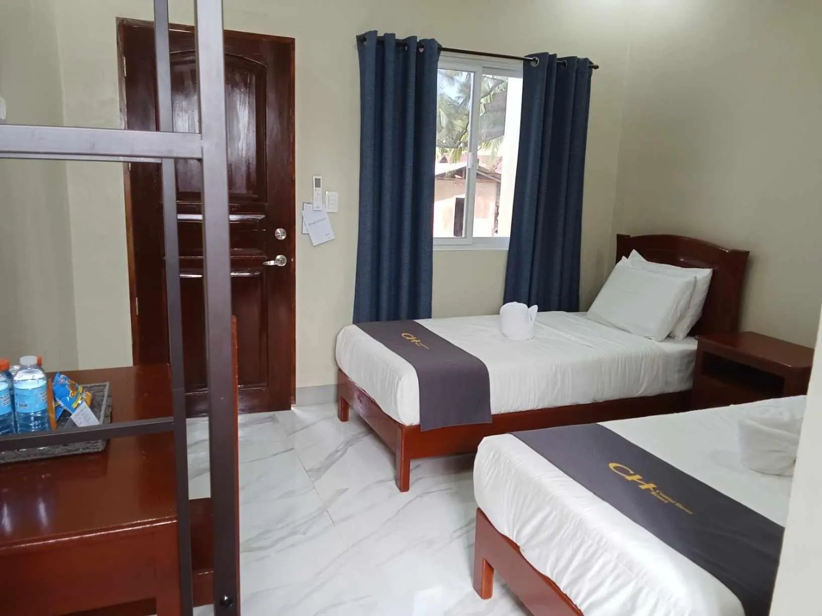 Bedroom, Bed in Coastal Haven Resort