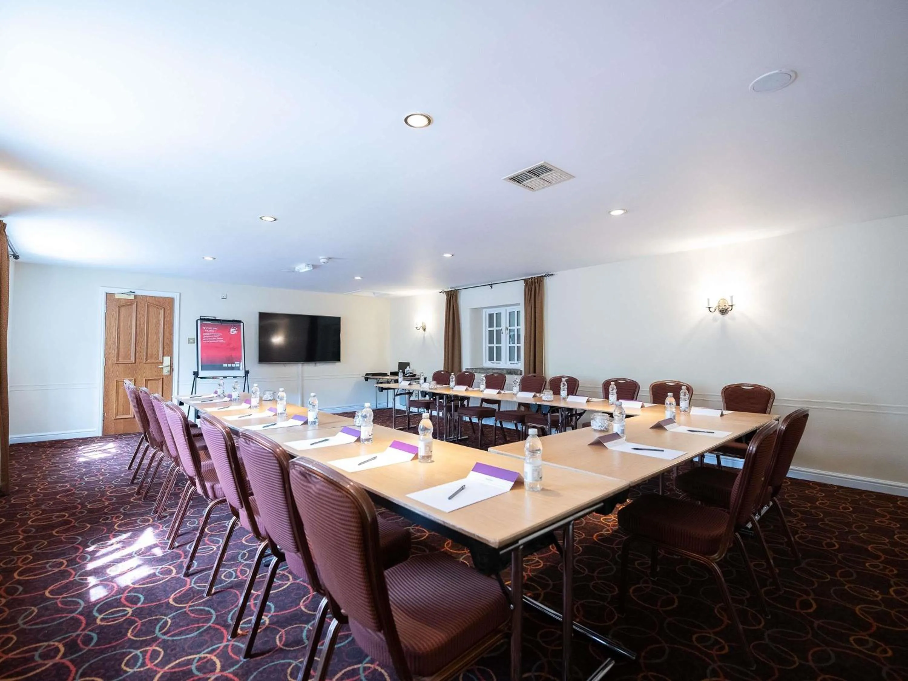 Meeting/conference room in Mercure Barnsley Tankersley Manor Hotel