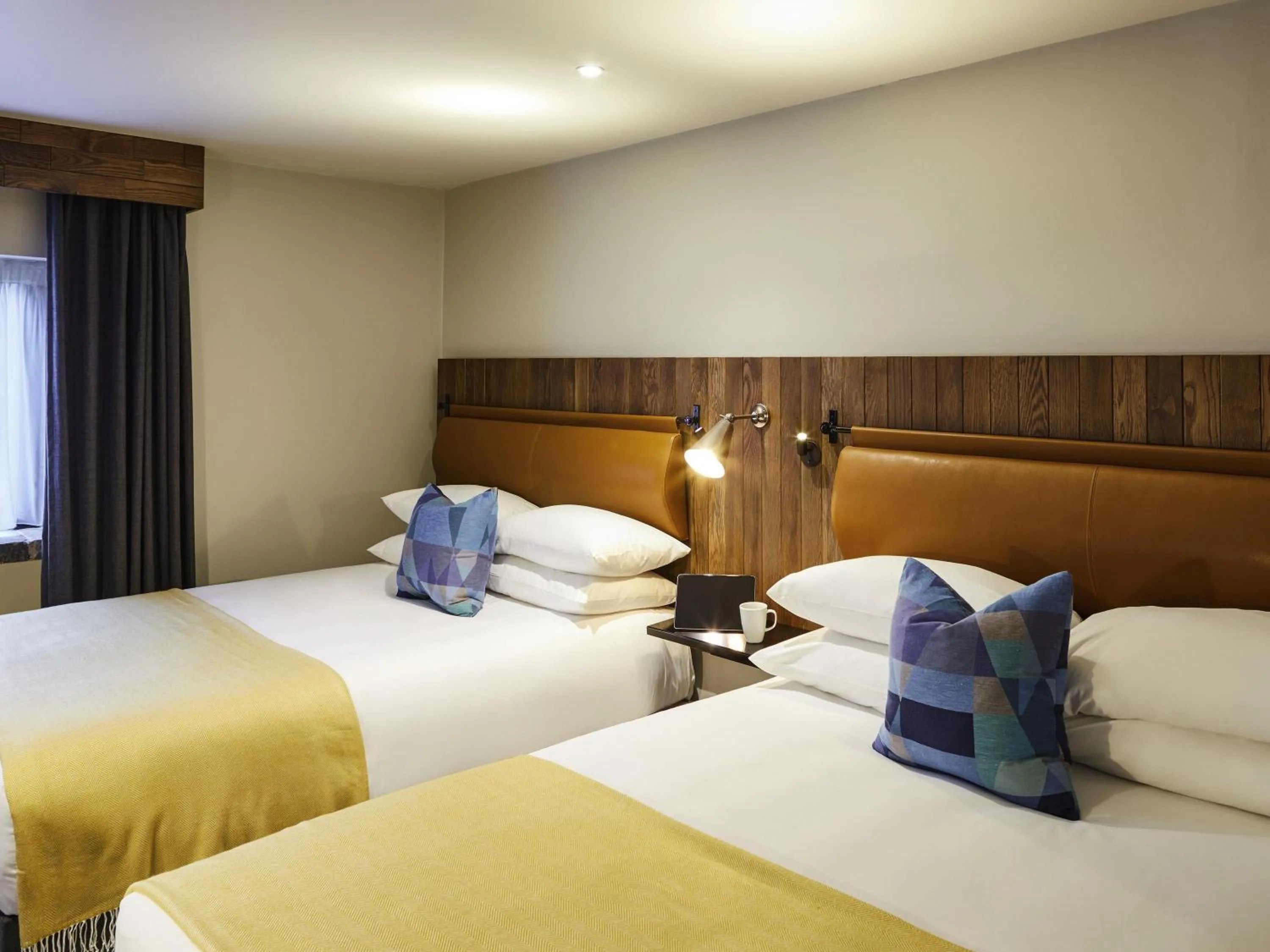 Bedroom, Bed in Mercure Barnsley Tankersley Manor Hotel