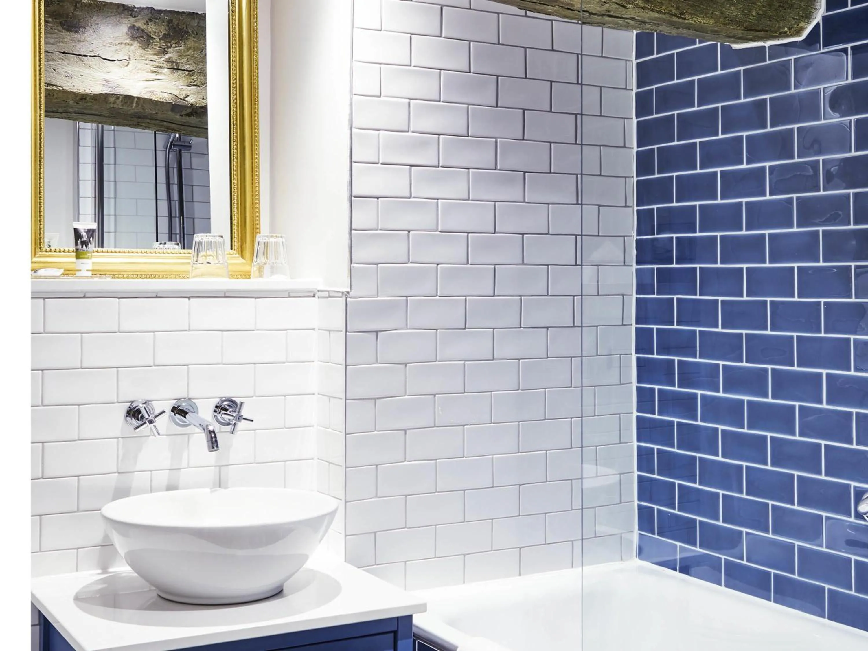 Bedroom in Mercure Barnsley Tankersley Manor Hotel