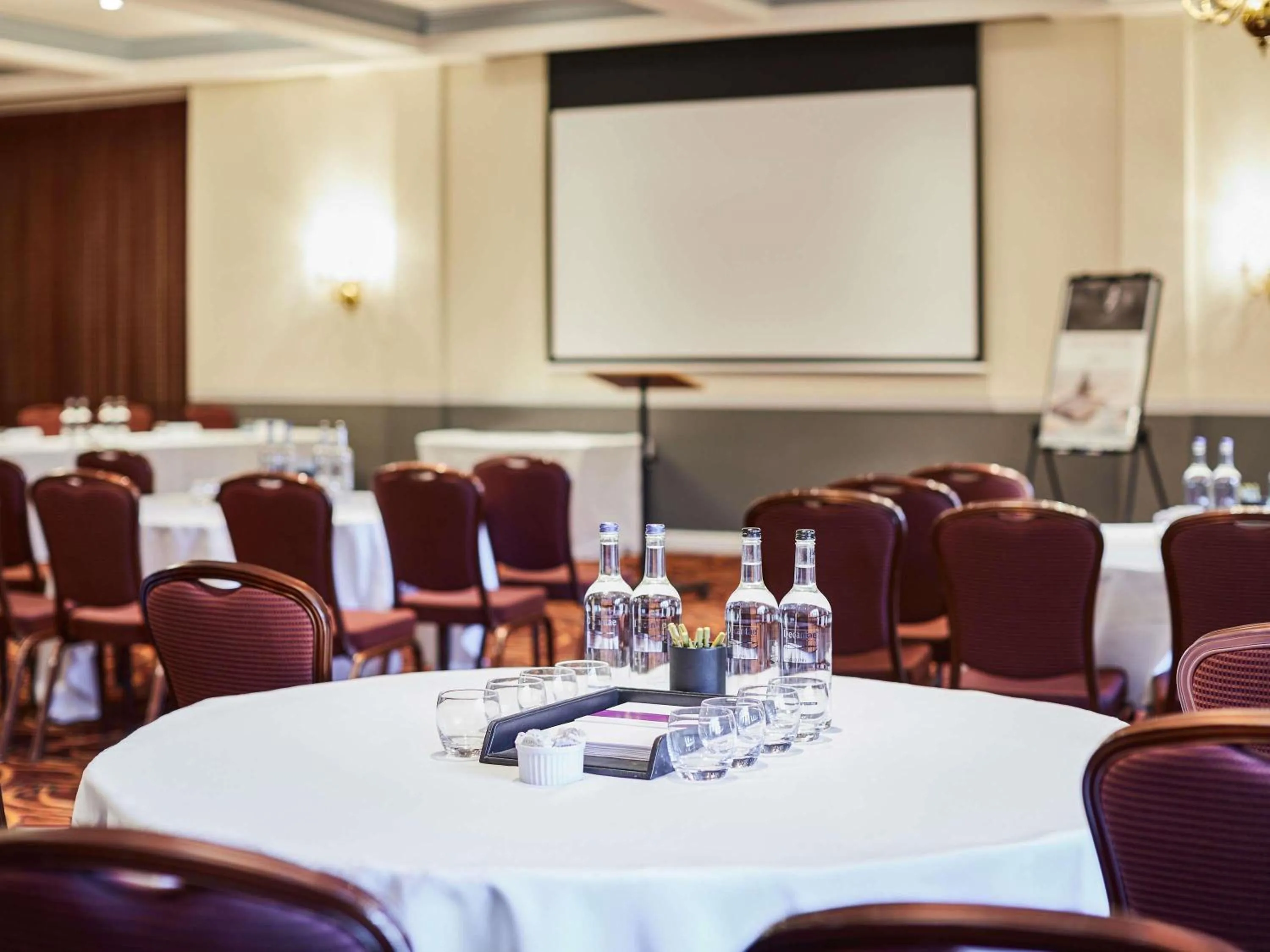 Meeting/conference room in Mercure Barnsley Tankersley Manor Hotel