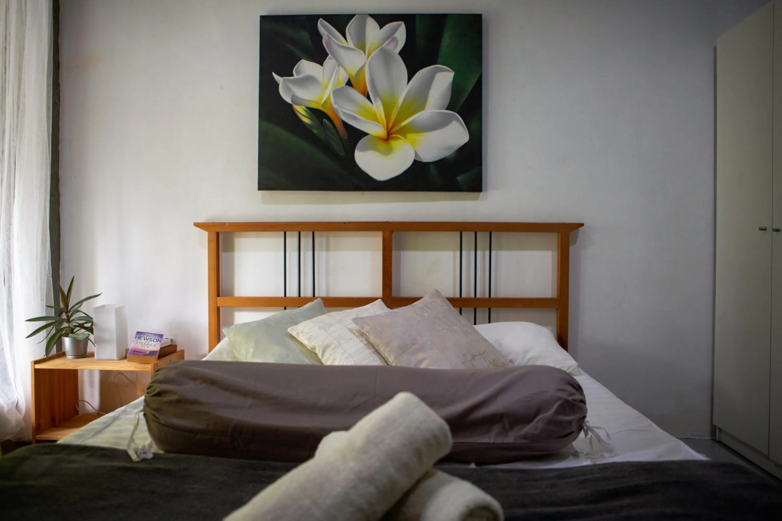 Bed in Rouhi Retreats By Doulos