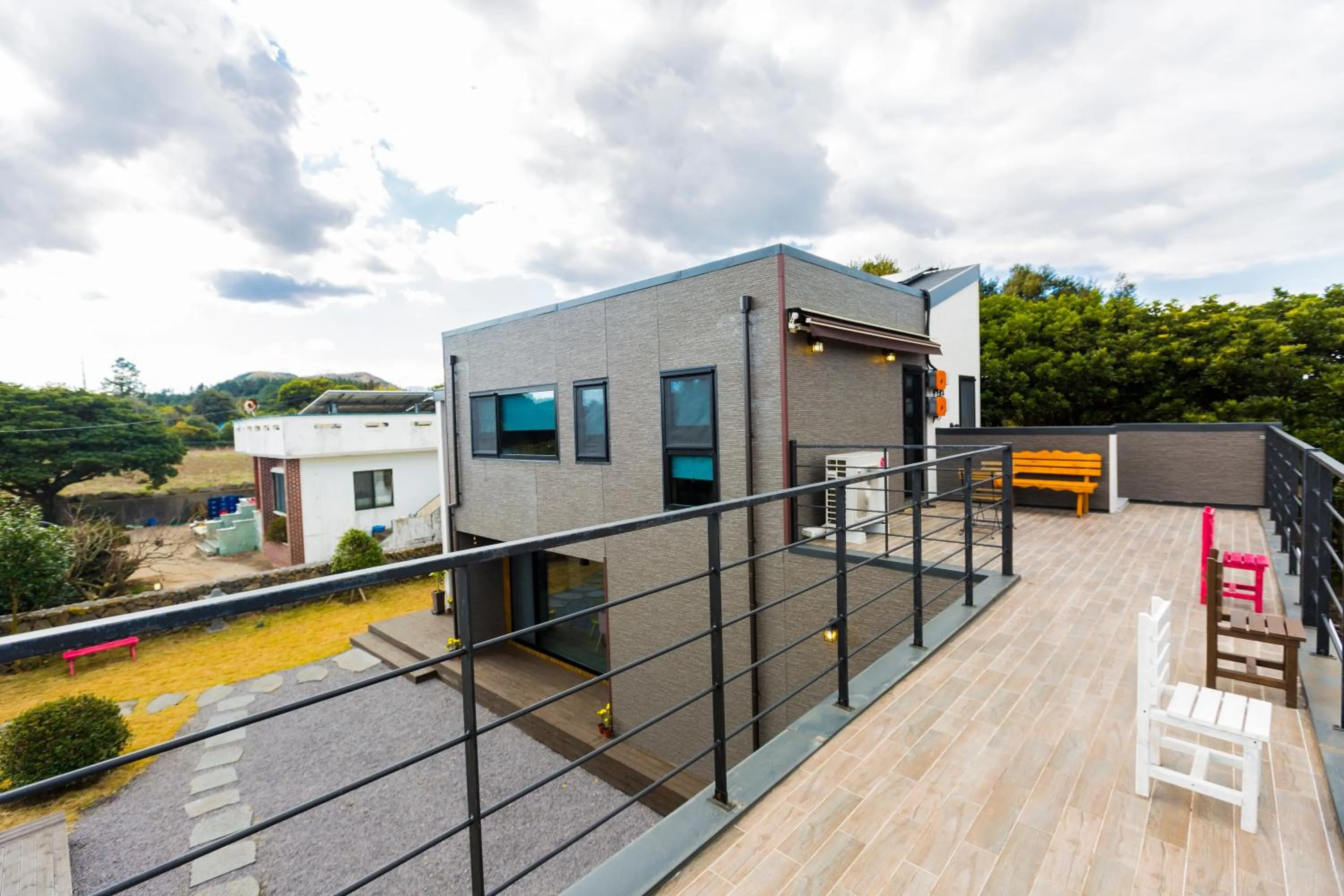 Jeju batdol guesthouse