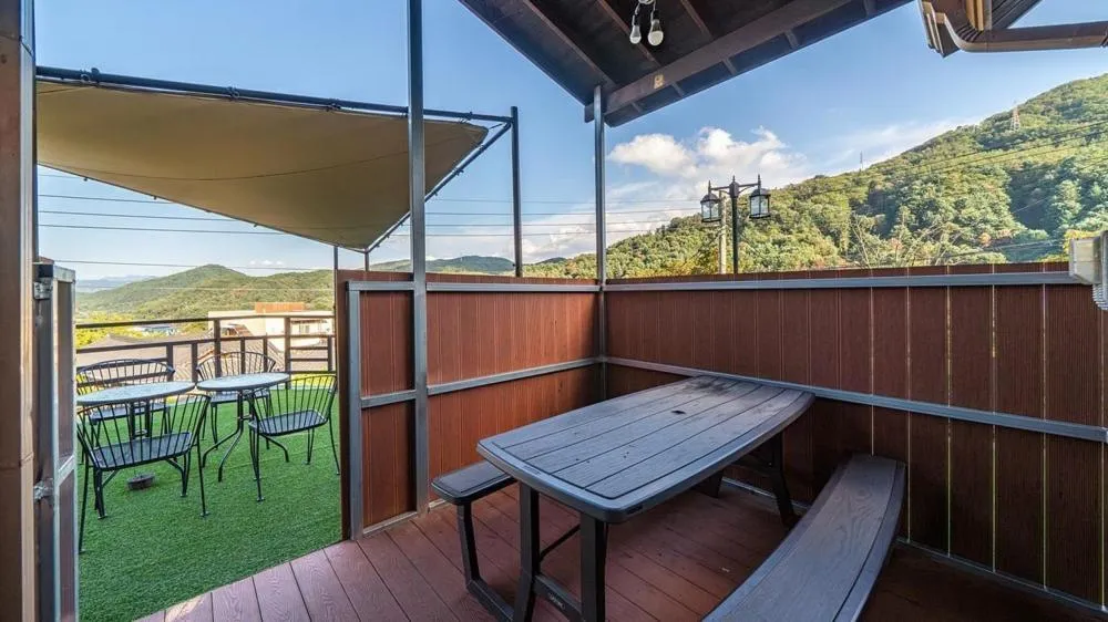 Fortune Rising Sun Hill Pension B