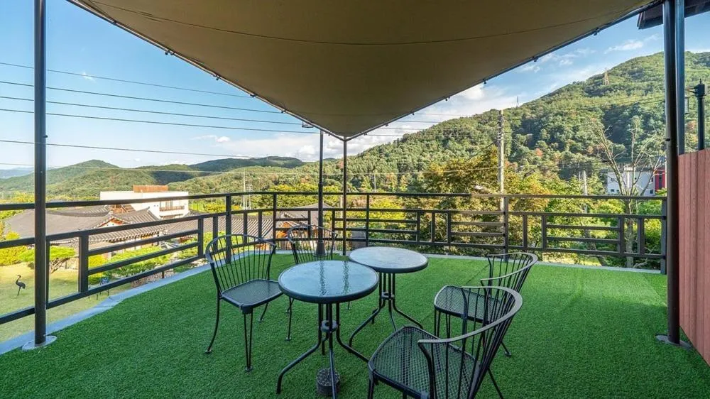 Fortune Rising Sun Hill Pension B