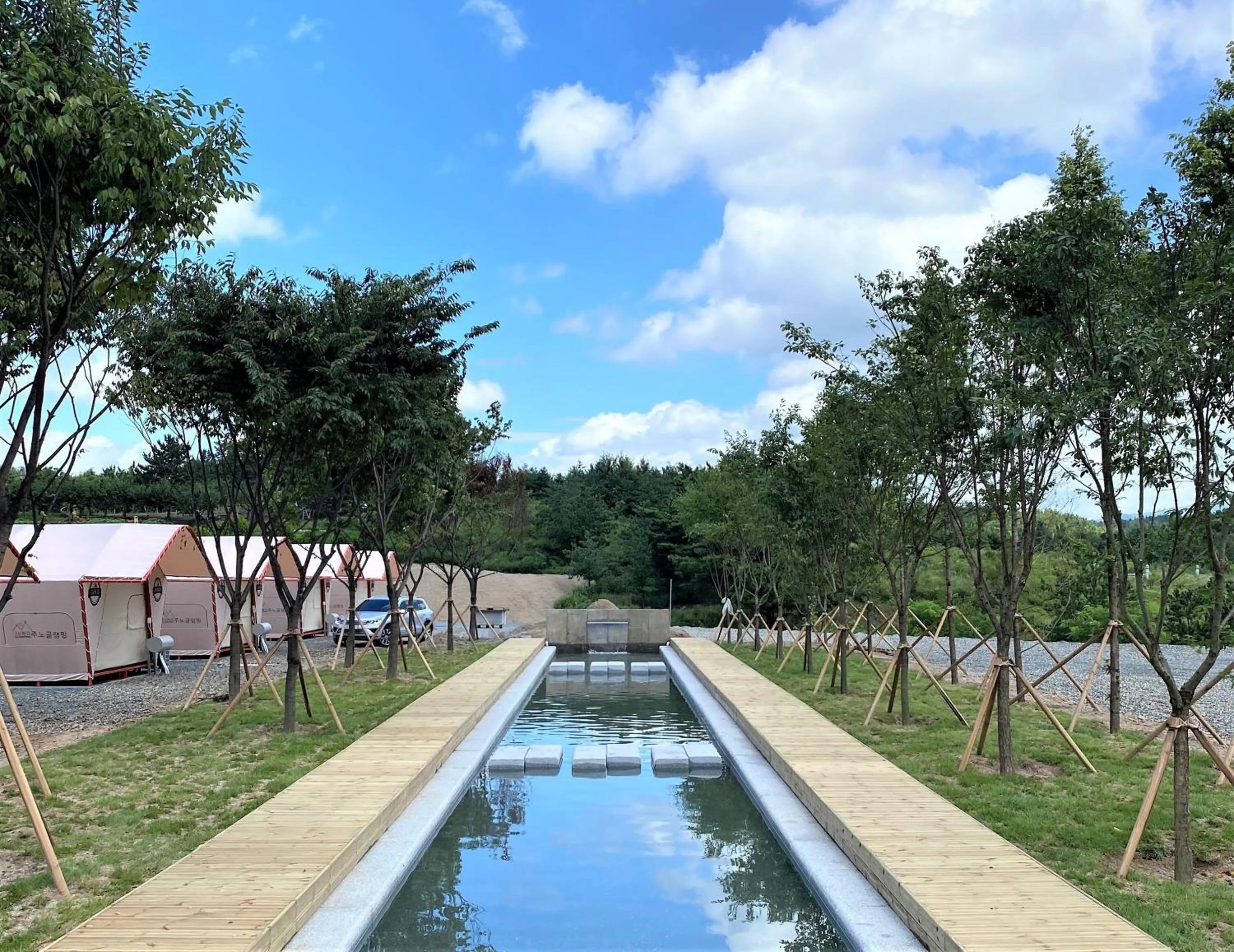 Yeongcheon Auno feliz