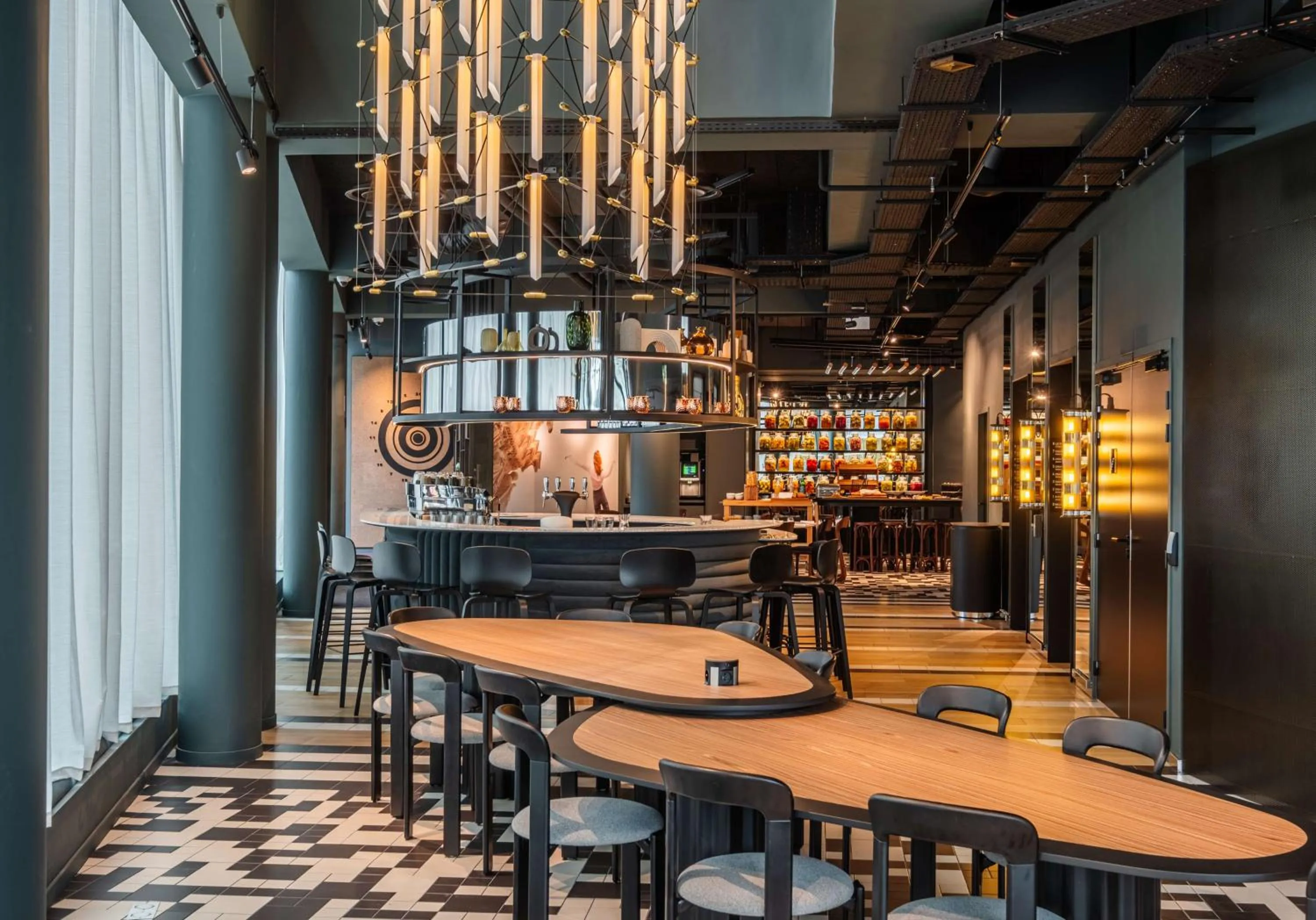 Lounge or bar in Radisson Hotel Reims