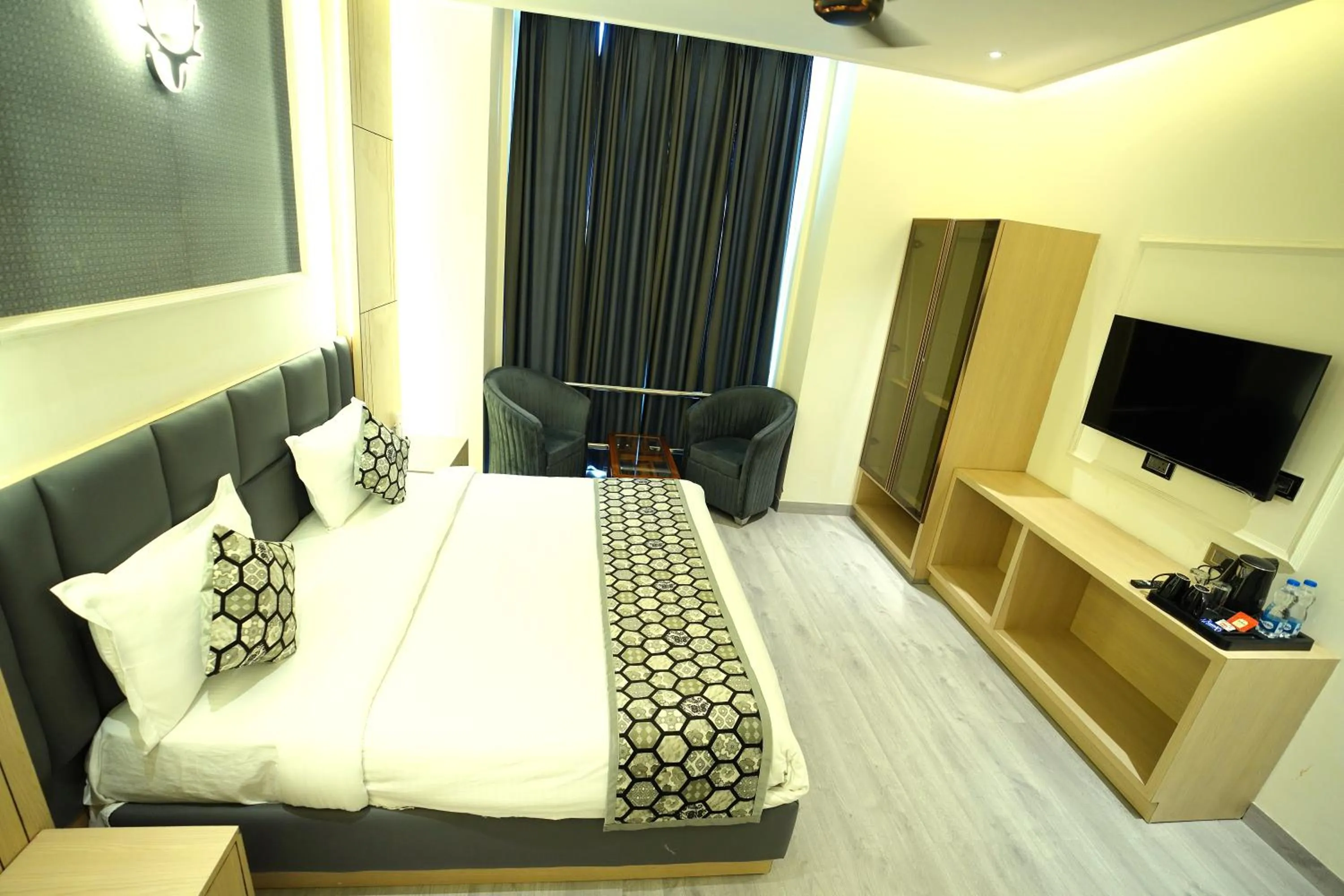 Bathroom in HOTEL CASA ROYALE