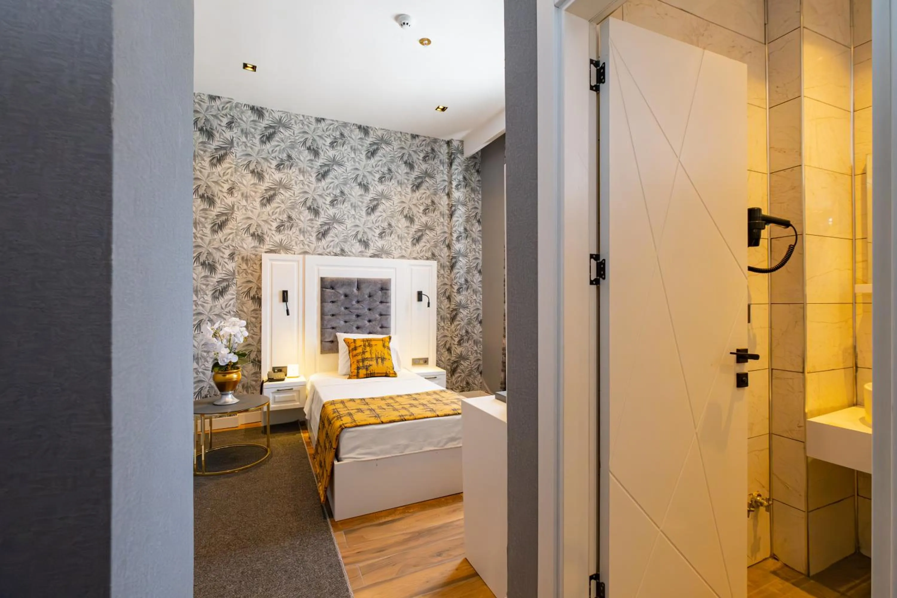 Bed in Hipodrom Hotel