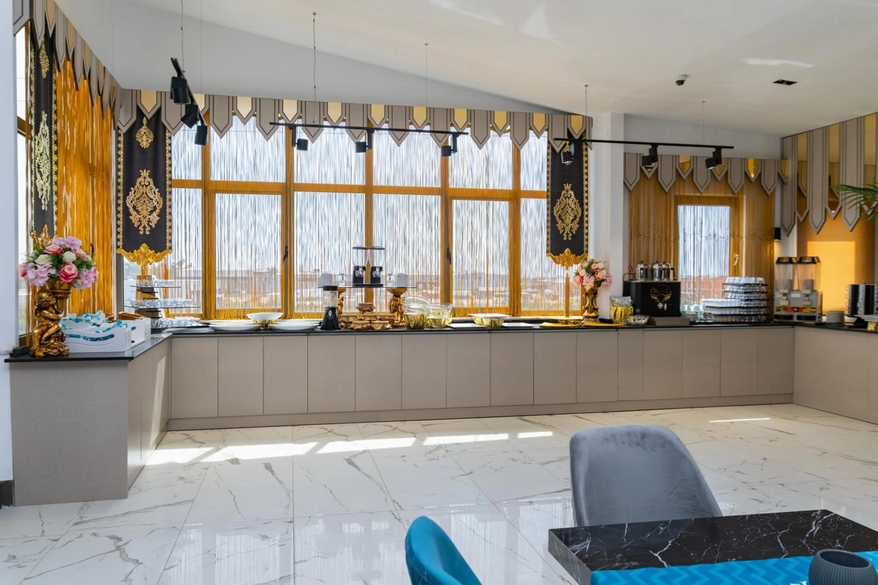 Breakfast in Hipodrom Hotel