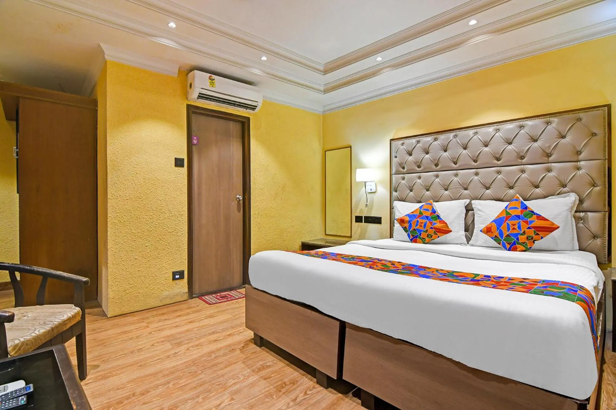 Bed in FabHotel Gulshan International - Nr Peter Cat Park Street