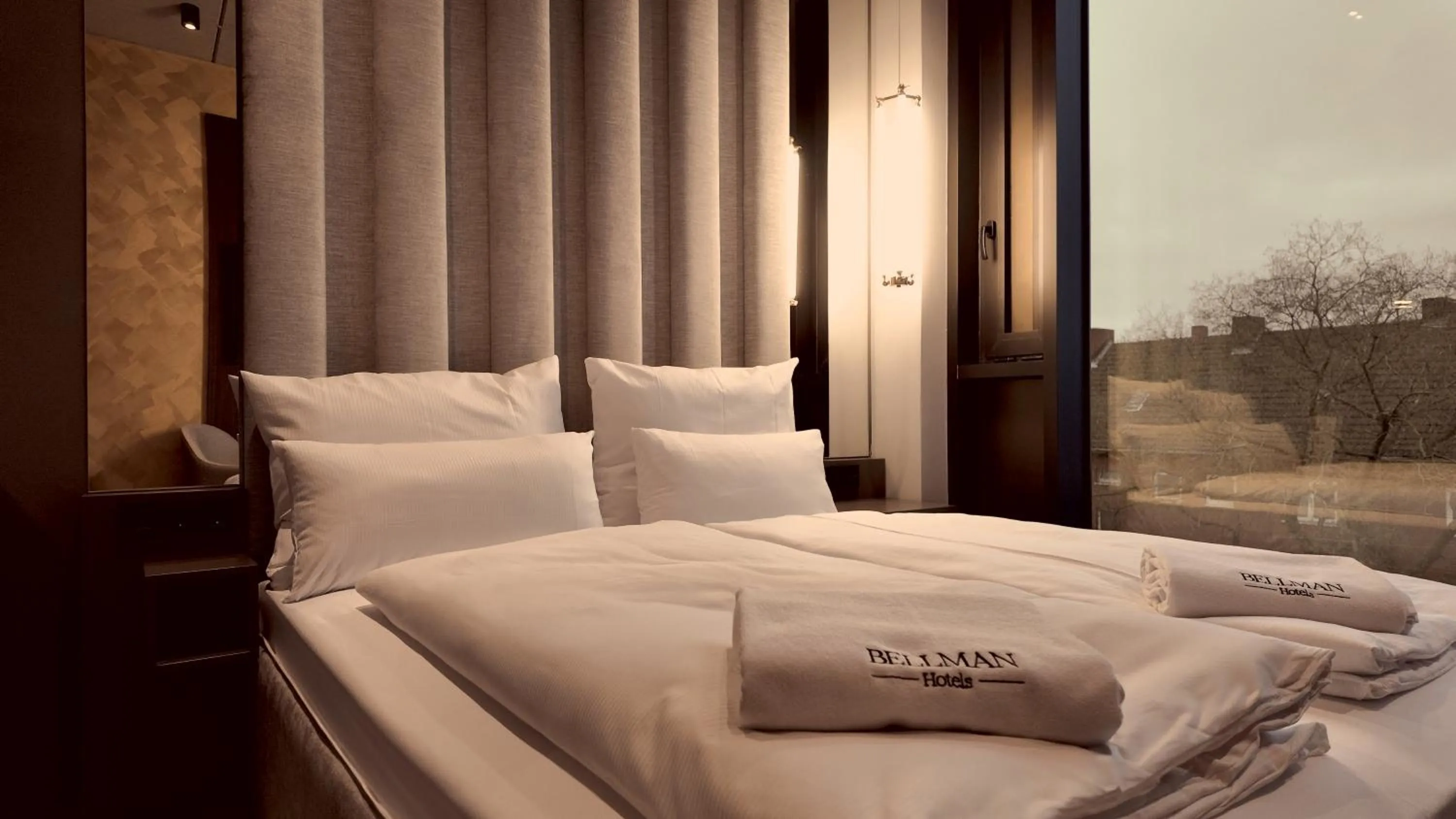 Bedroom, Bed in Bellman Hotel