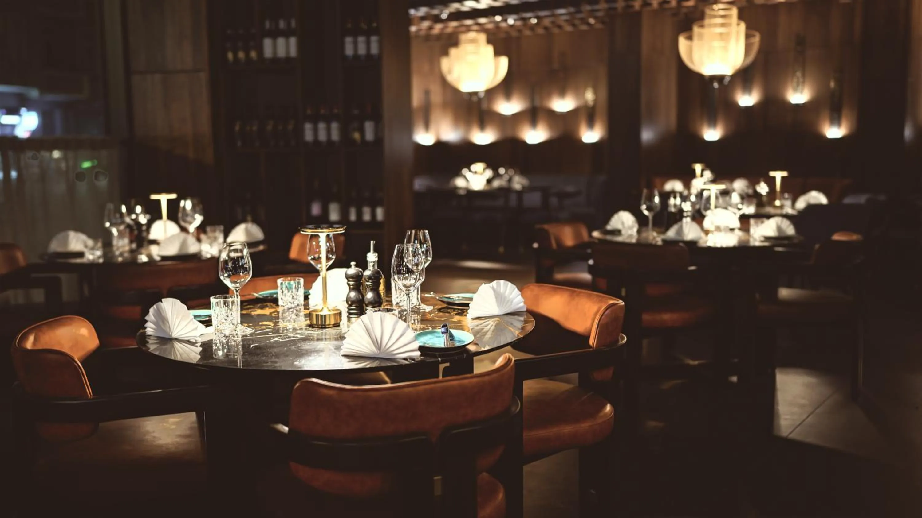 Restaurant/places to eat in Bellman Hotel