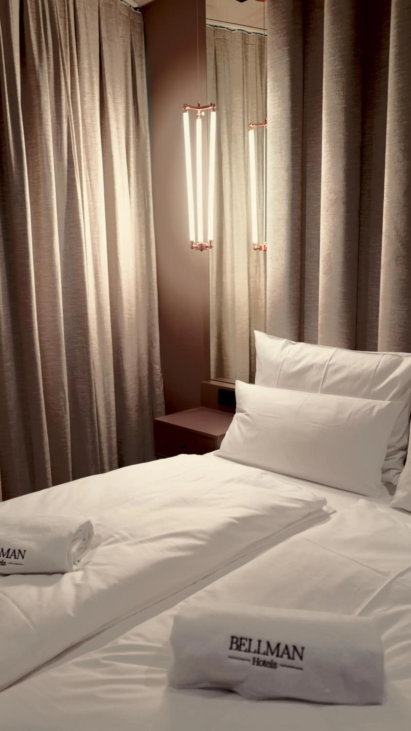 Bed in Bellman Hotel