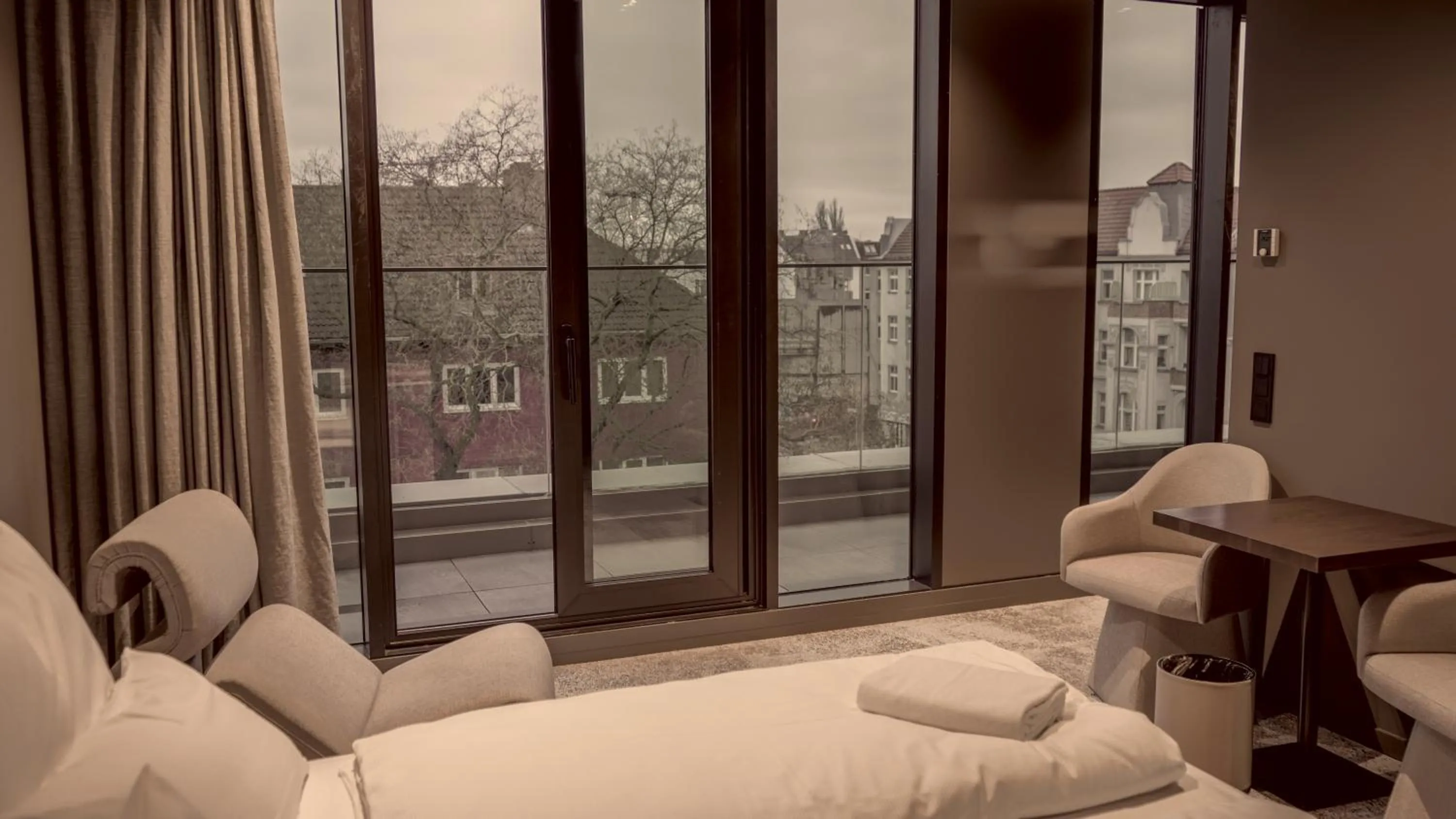 Bed in Bellman Hotel