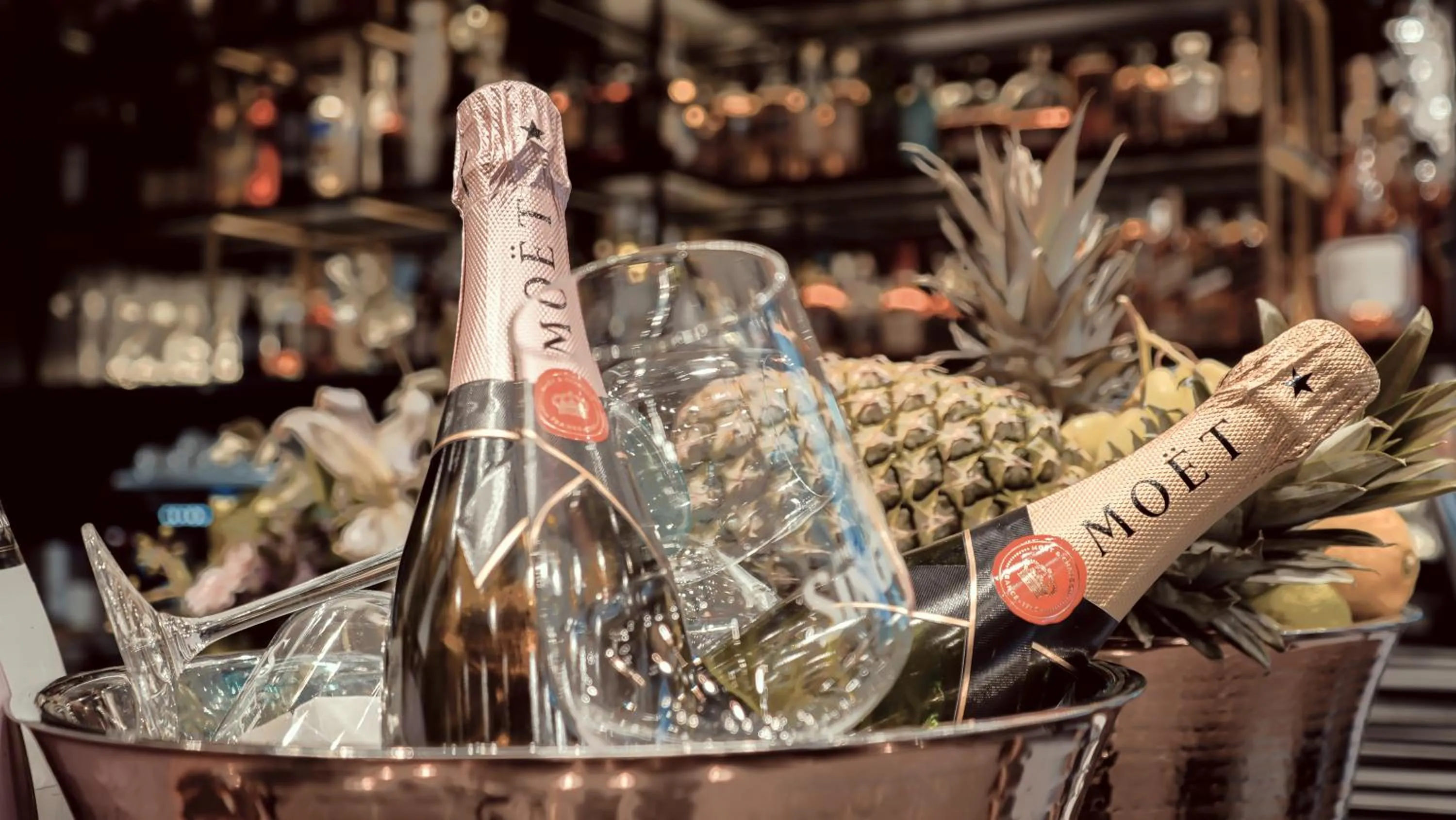 Alcoholic drinks in Bellman Hotel