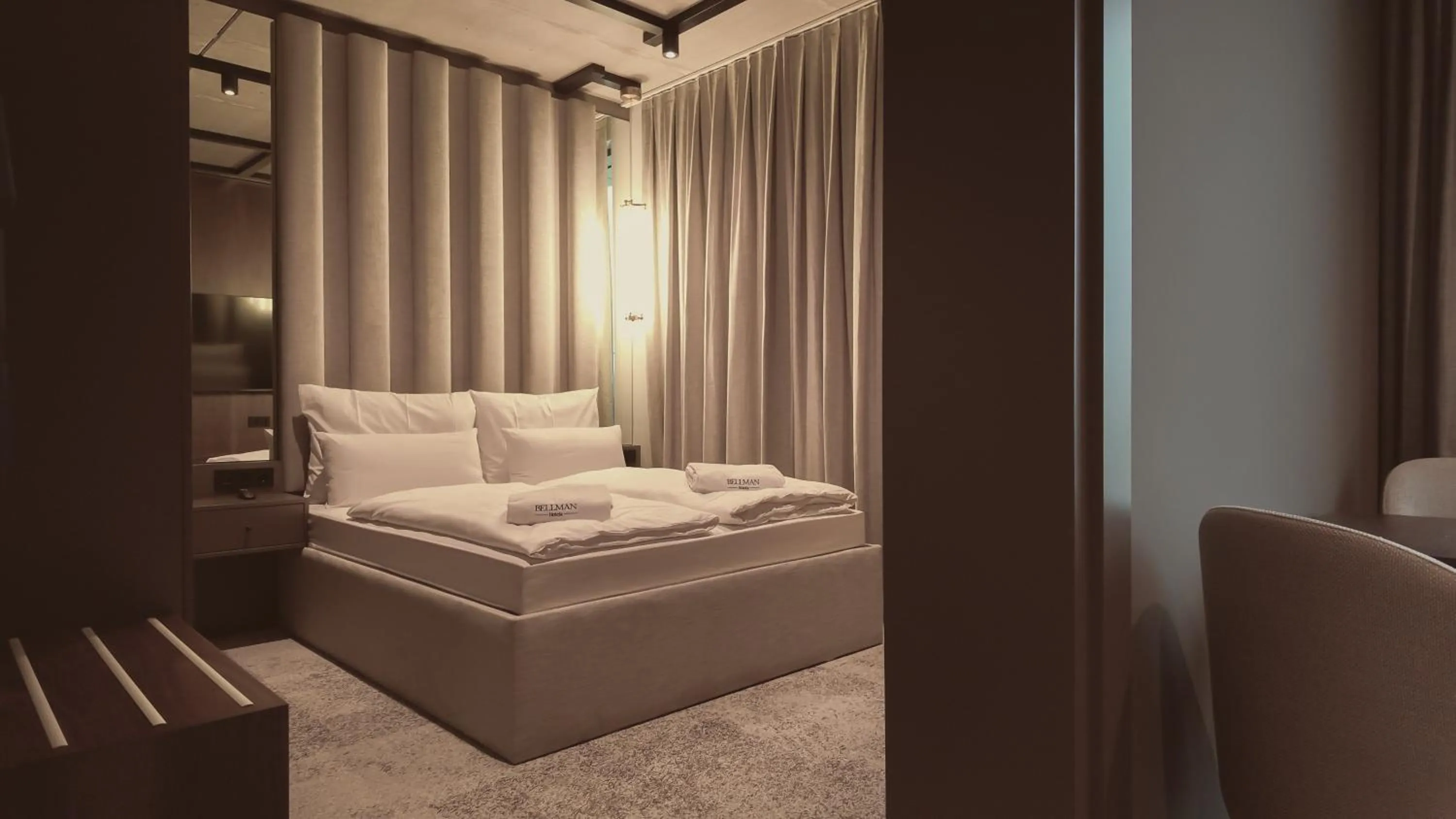 Bed in Bellman Hotel