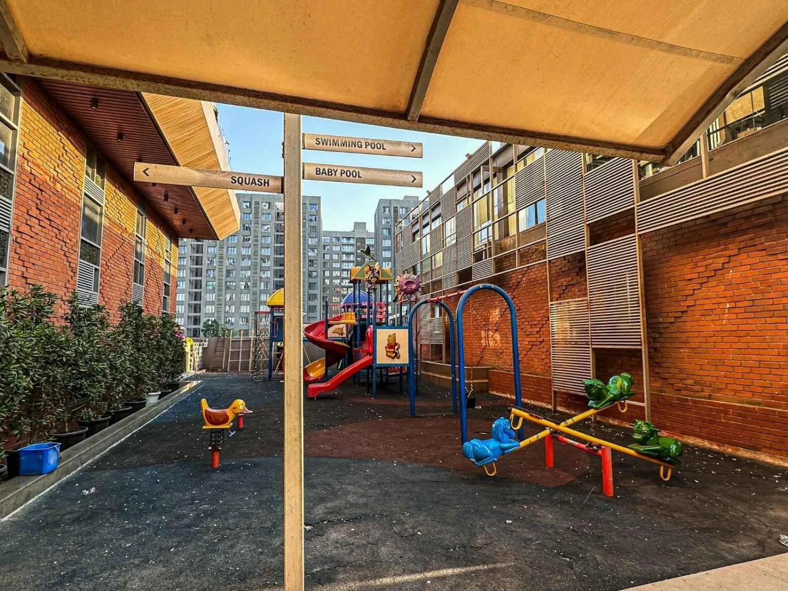 Kids's club in Ambition studio apartment at weekend address