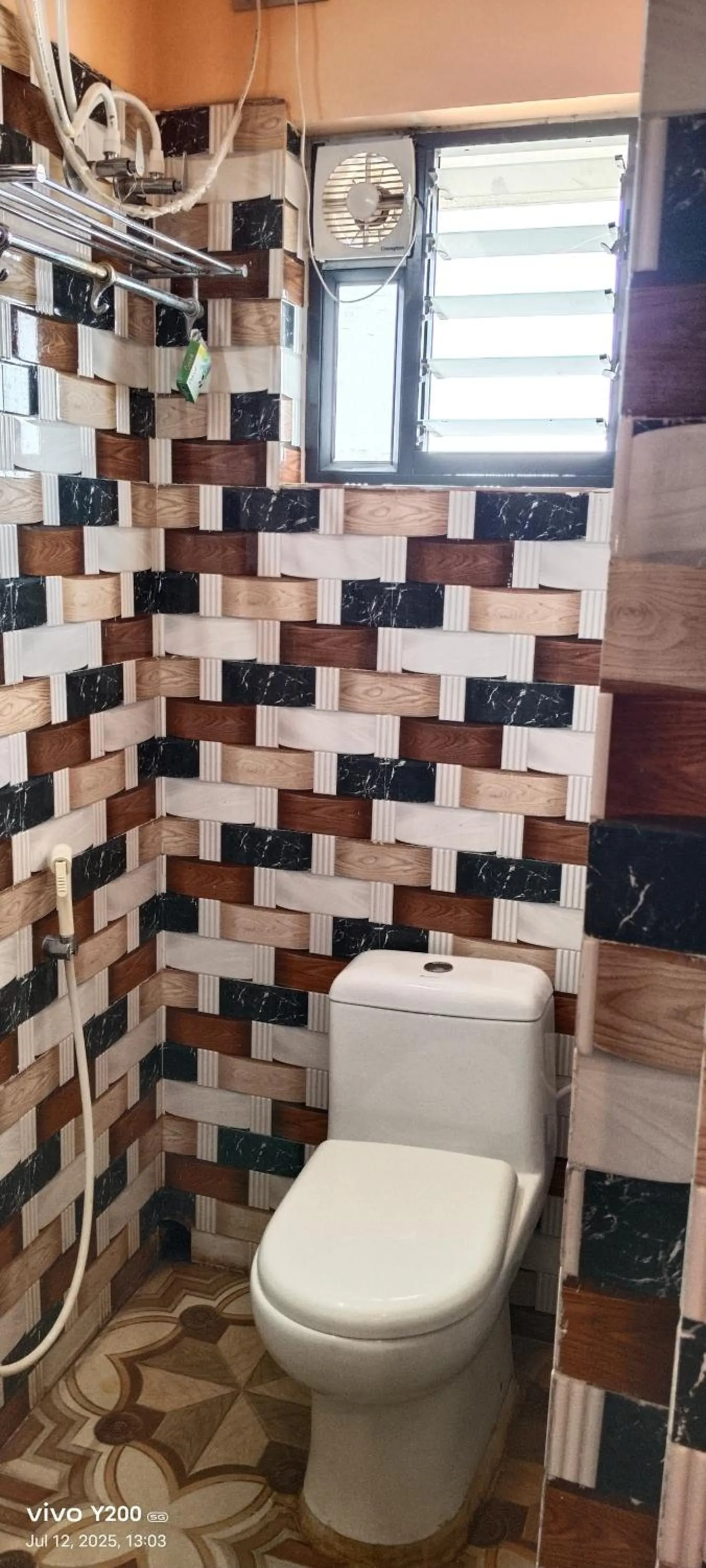 Bathroom in Hotel Tulusi Inn ! Bolpur, Shantiniketan ! Luxury Feel In Budget