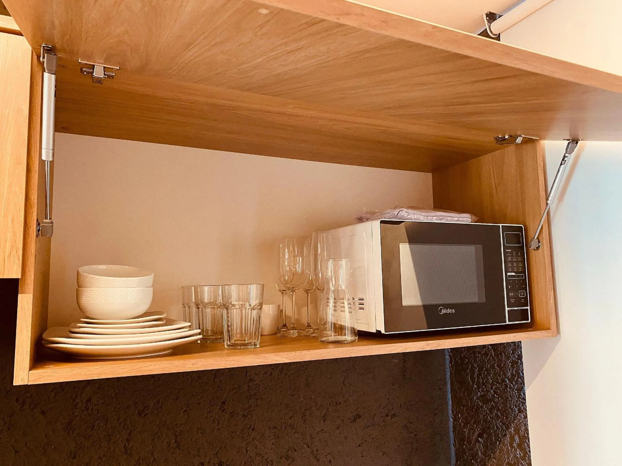 Kitchen or kitchenette in Villas Manatee Milagres por Quarto à Vista