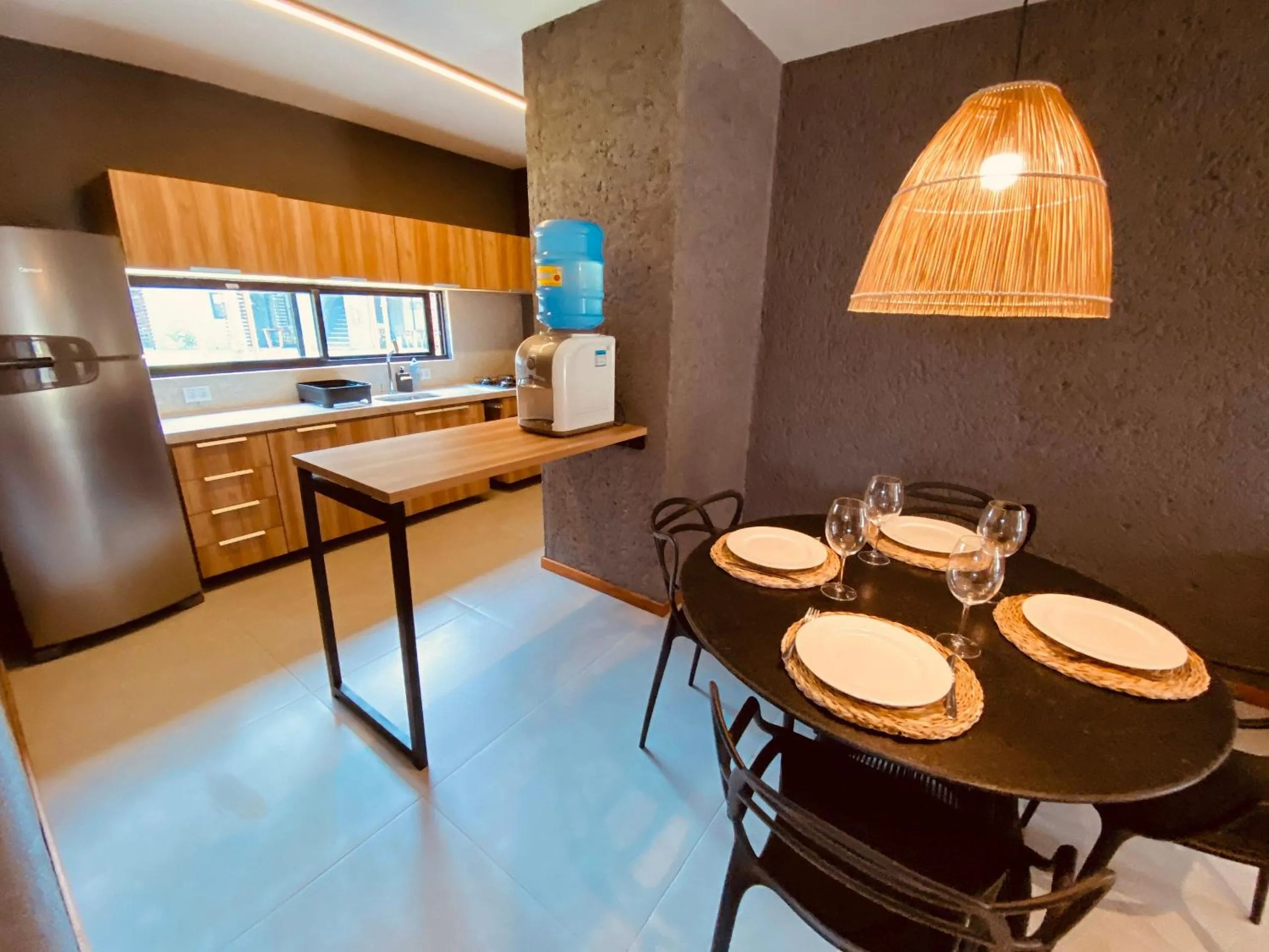 Kitchen or kitchenette in Villas Manatee Milagres por Quarto à Vista